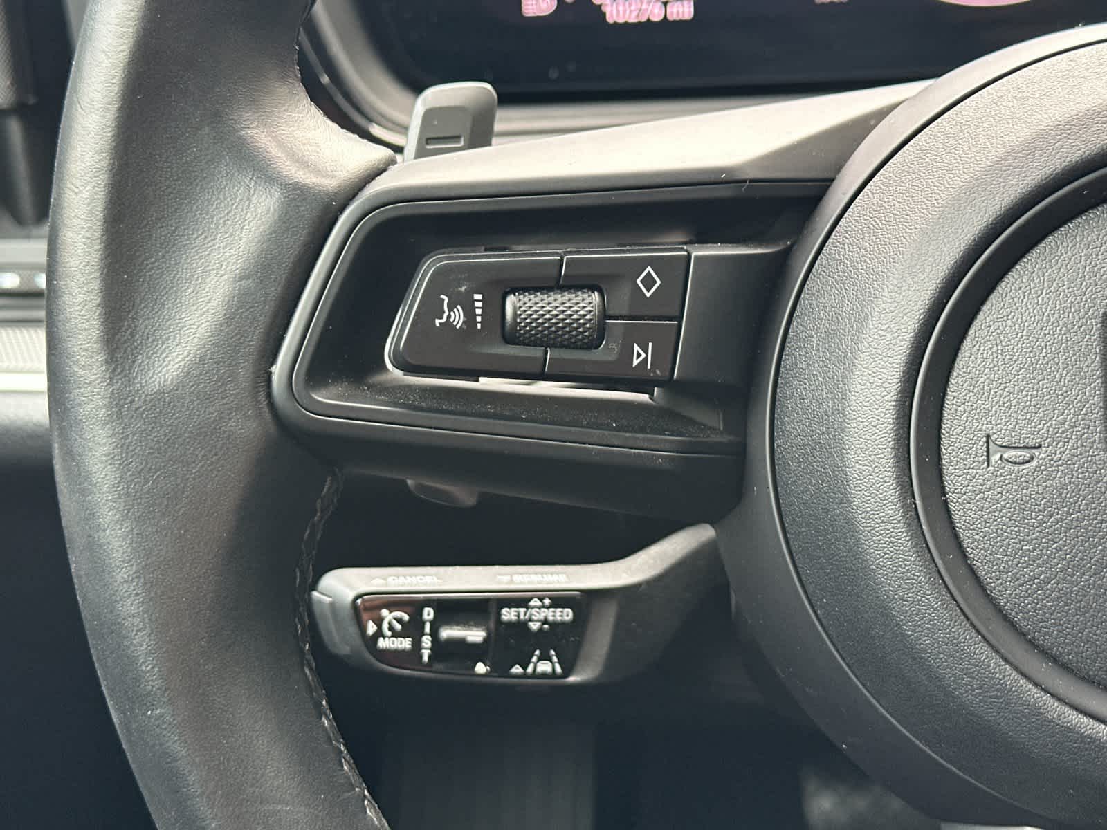 Thumbnail: 2024 Porsche Cayenne - 28