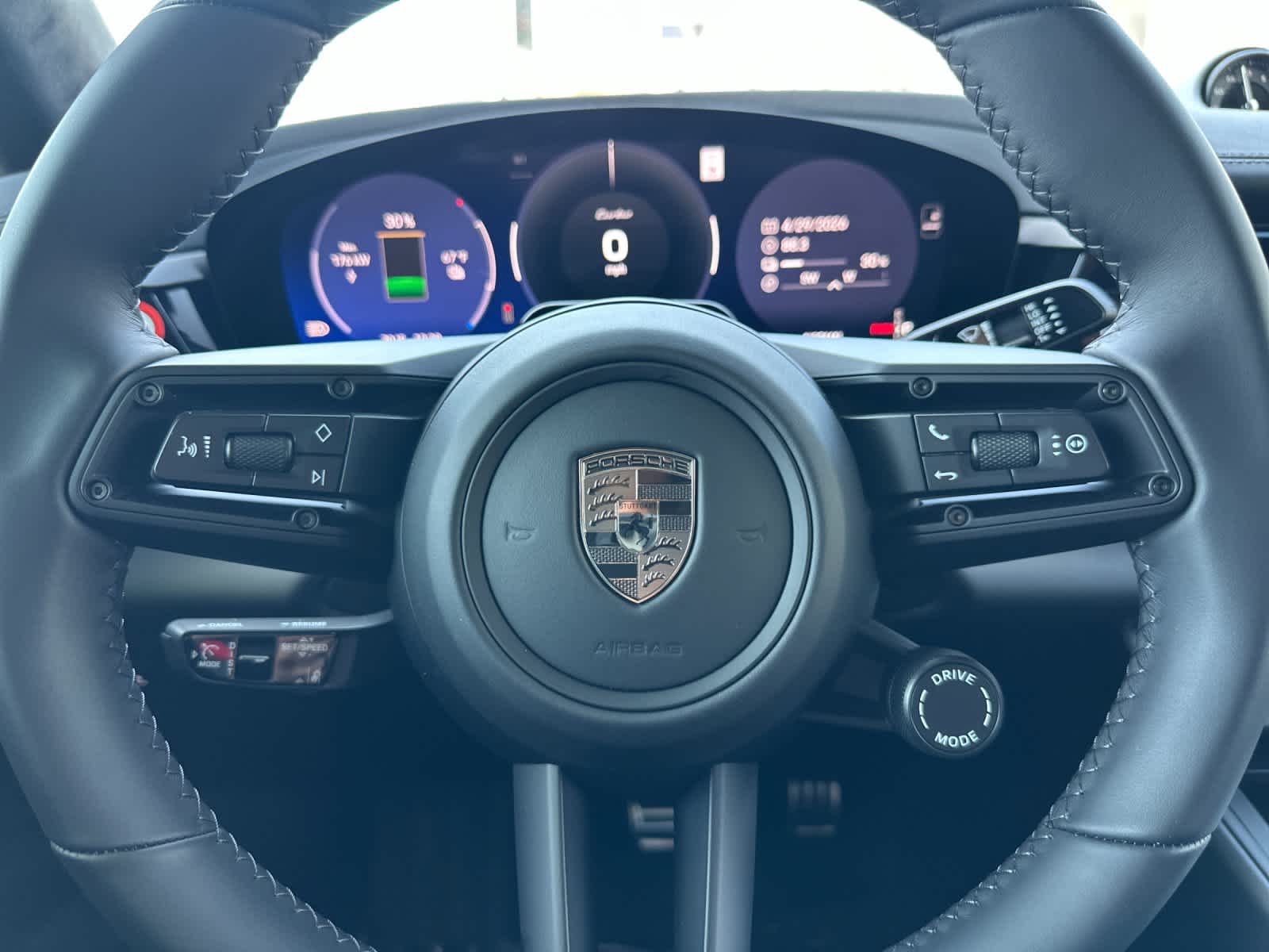 Thumbnail: 2026 Porsche Macan - 27
