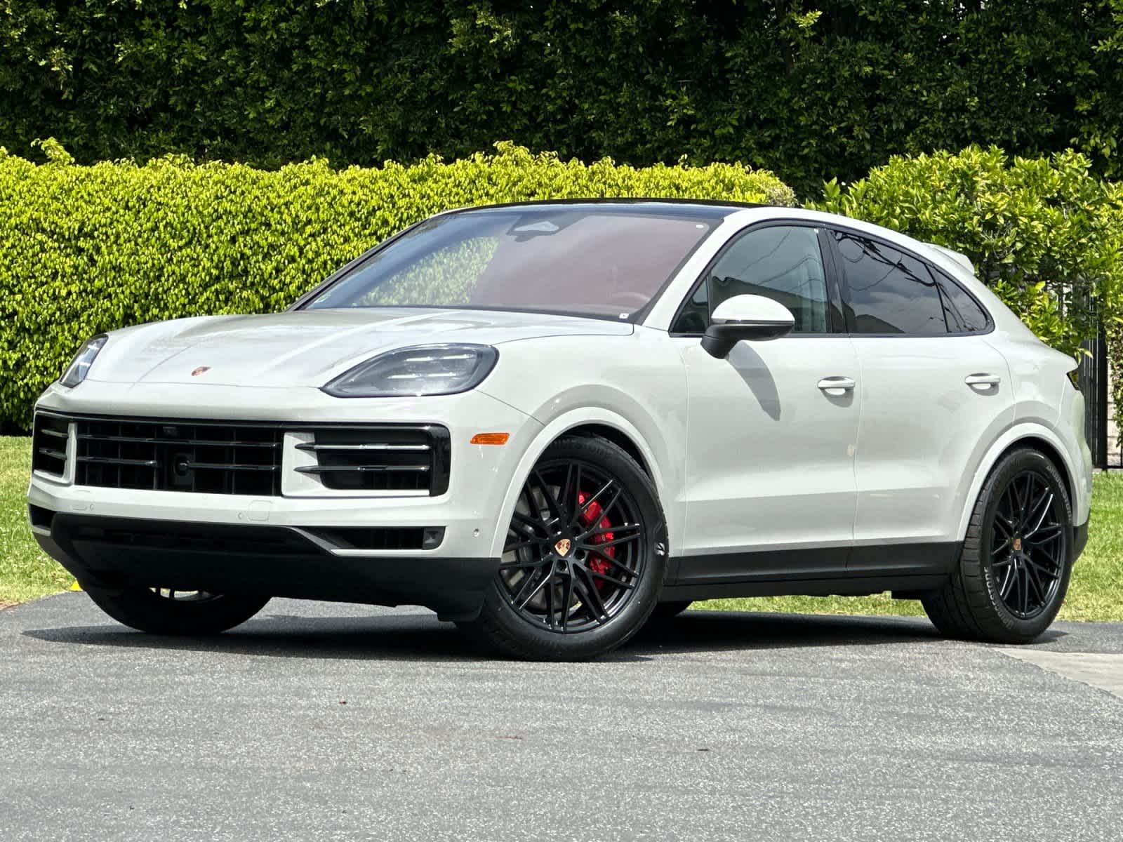 Thumbnail: 2026 Porsche Cayenne - 1