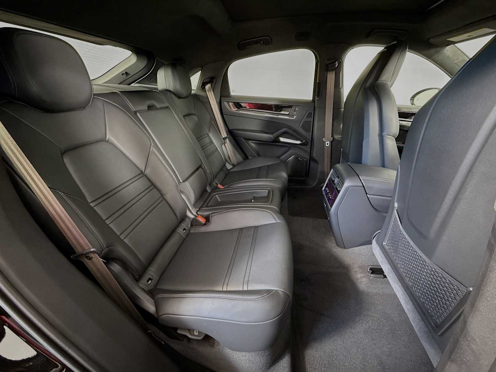 Thumbnail: 2026 Porsche Cayenne - 20