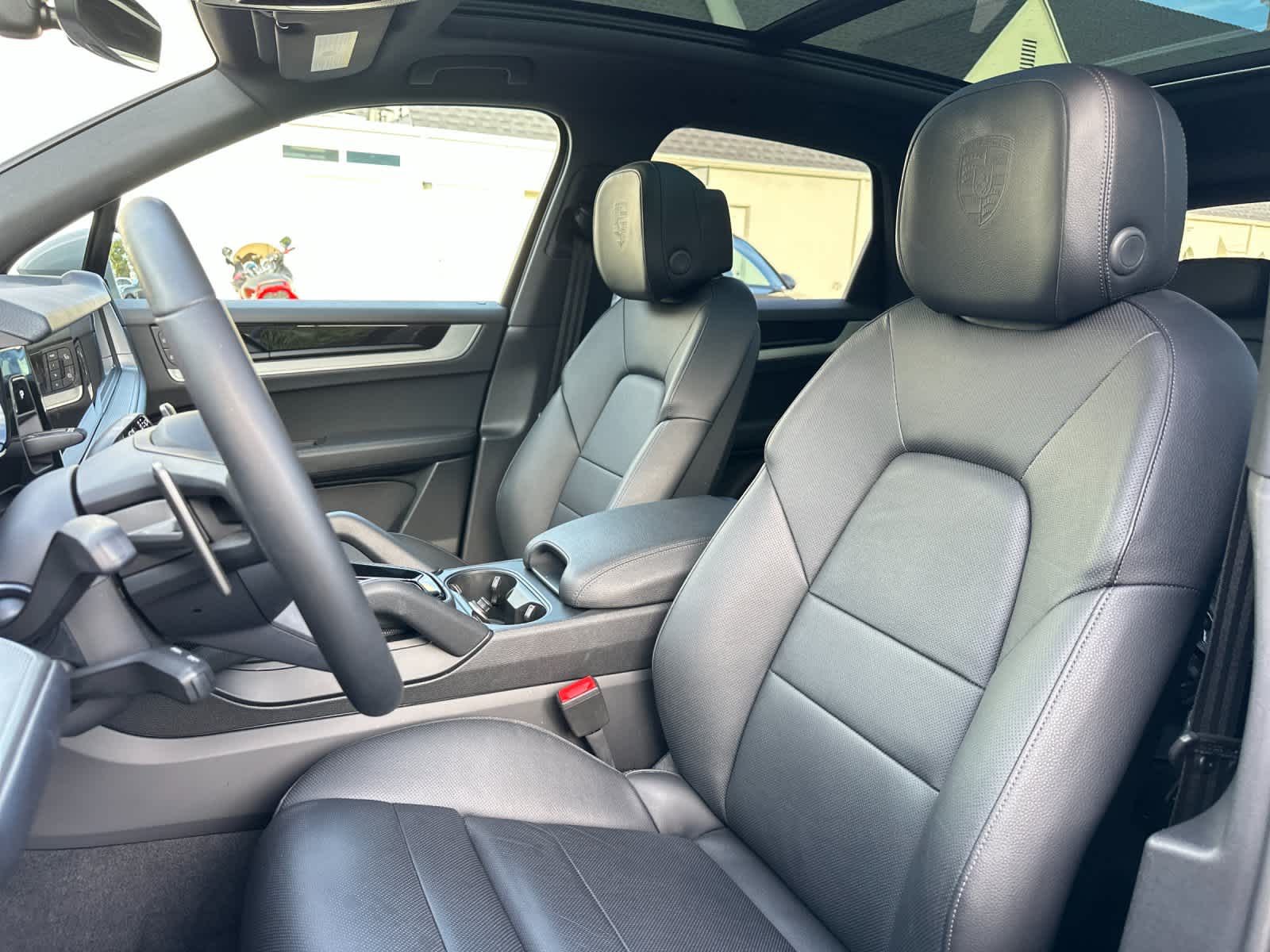 Thumbnail: 2025 Porsche Cayenne - 5