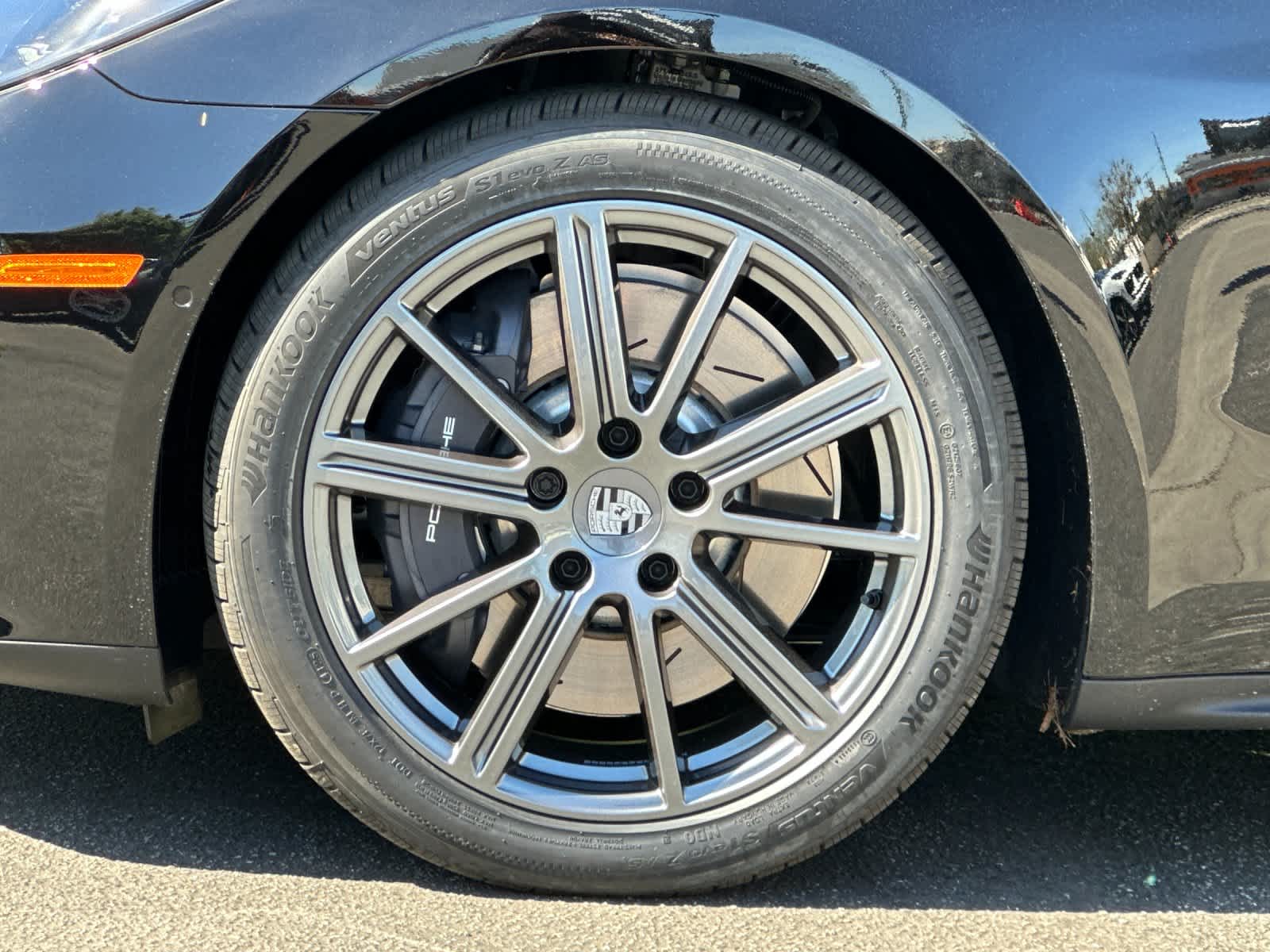 Thumbnail: 2026 Porsche Panamera - 29