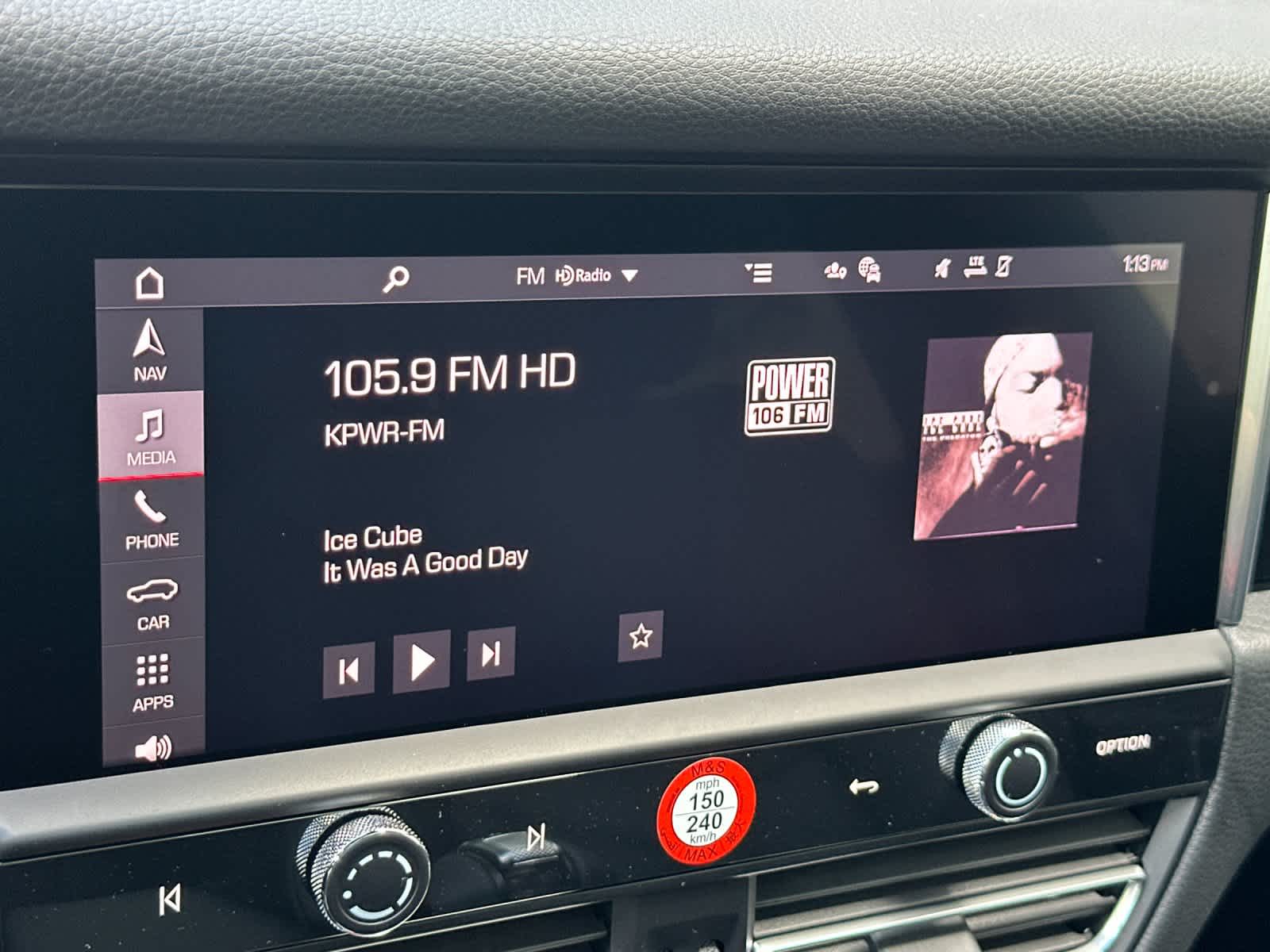 Thumbnail: 2026 Porsche Macan - 21