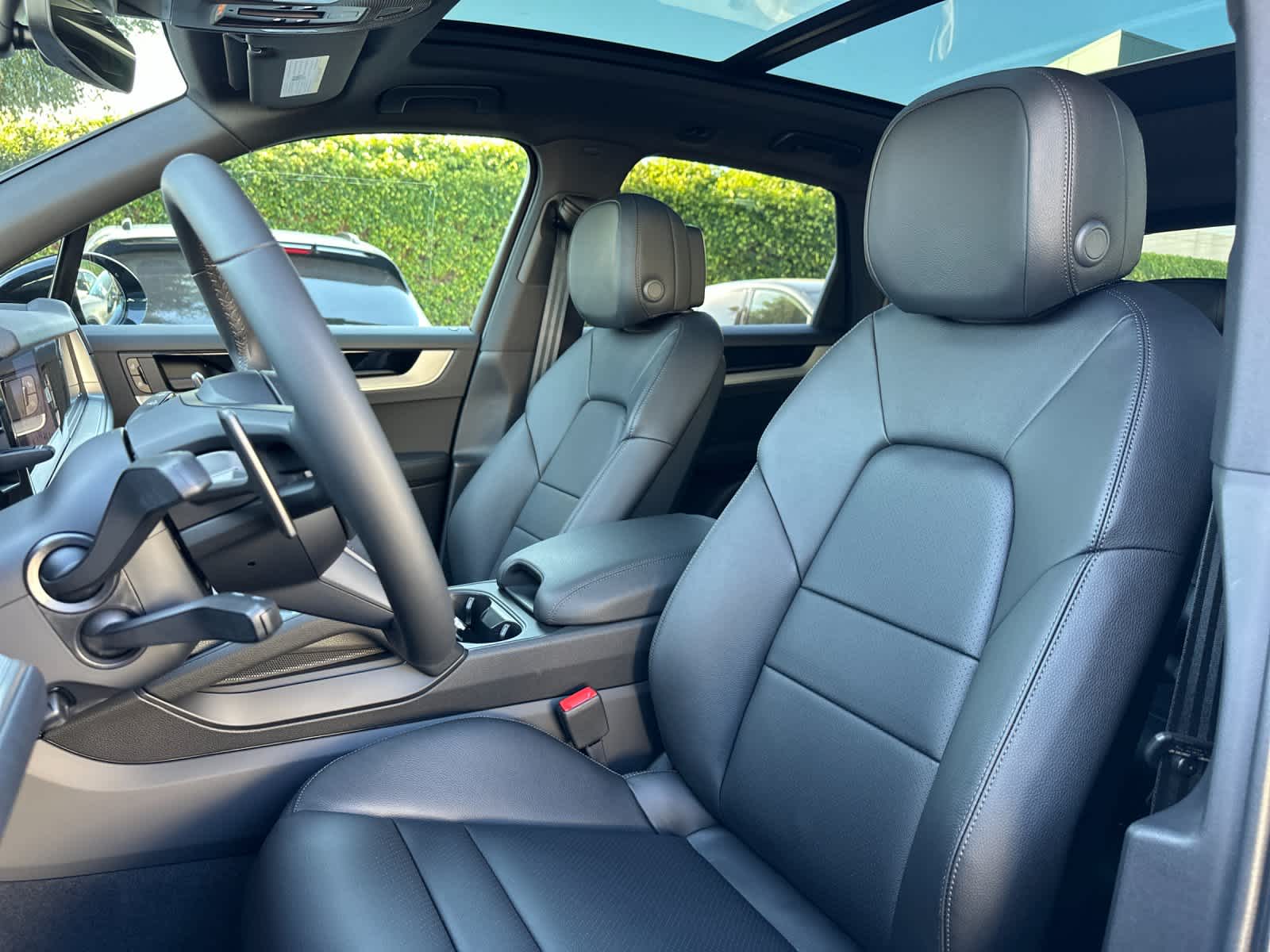 Thumbnail: 2026 Porsche Cayenne - 5