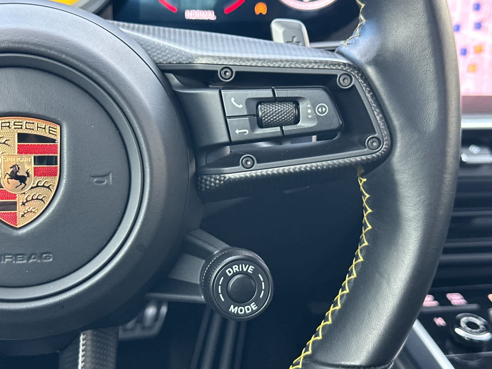 Thumbnail: 2022 Porsche 911 - 23