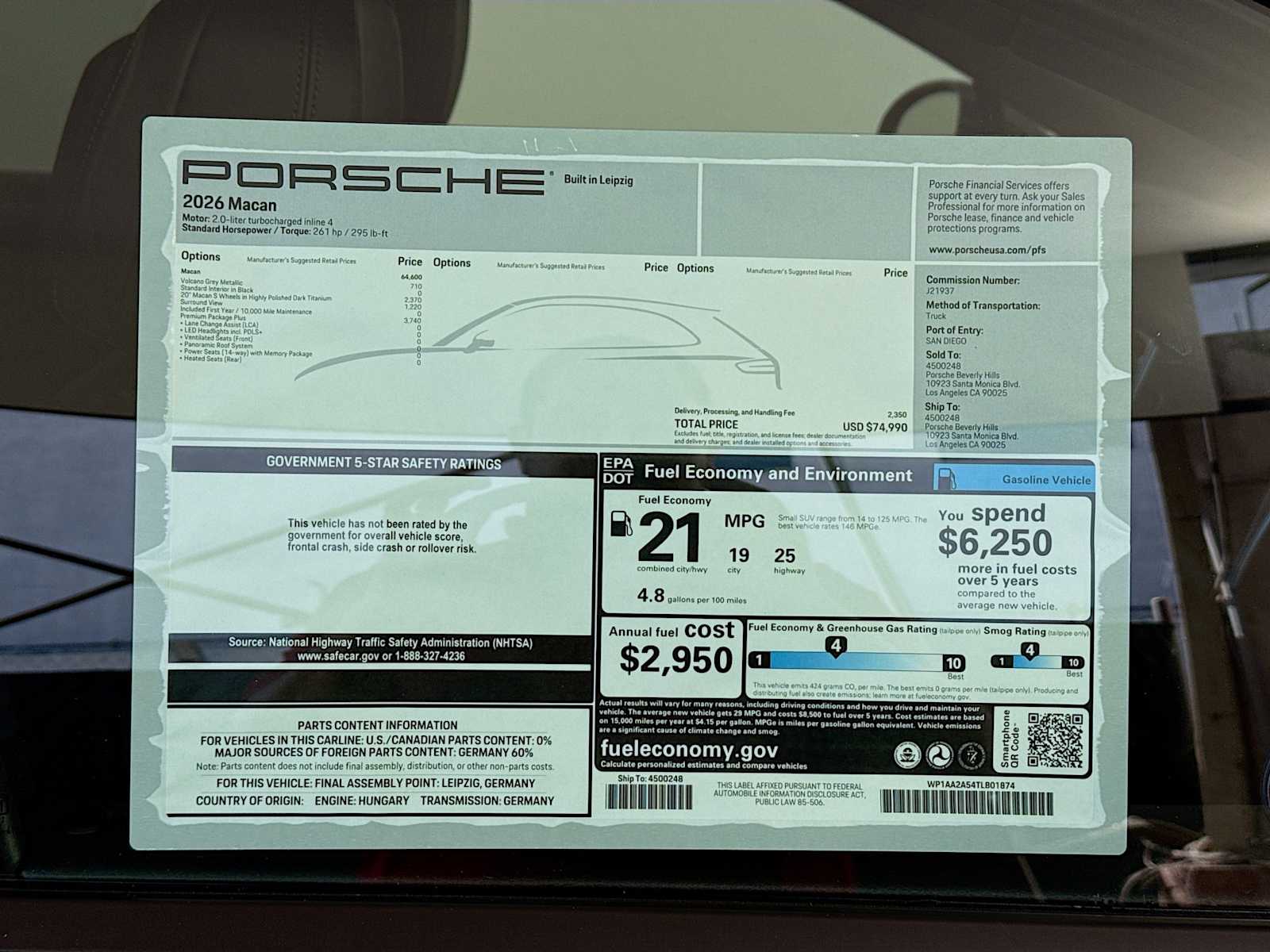 Thumbnail: 2026 Porsche Macan - 25