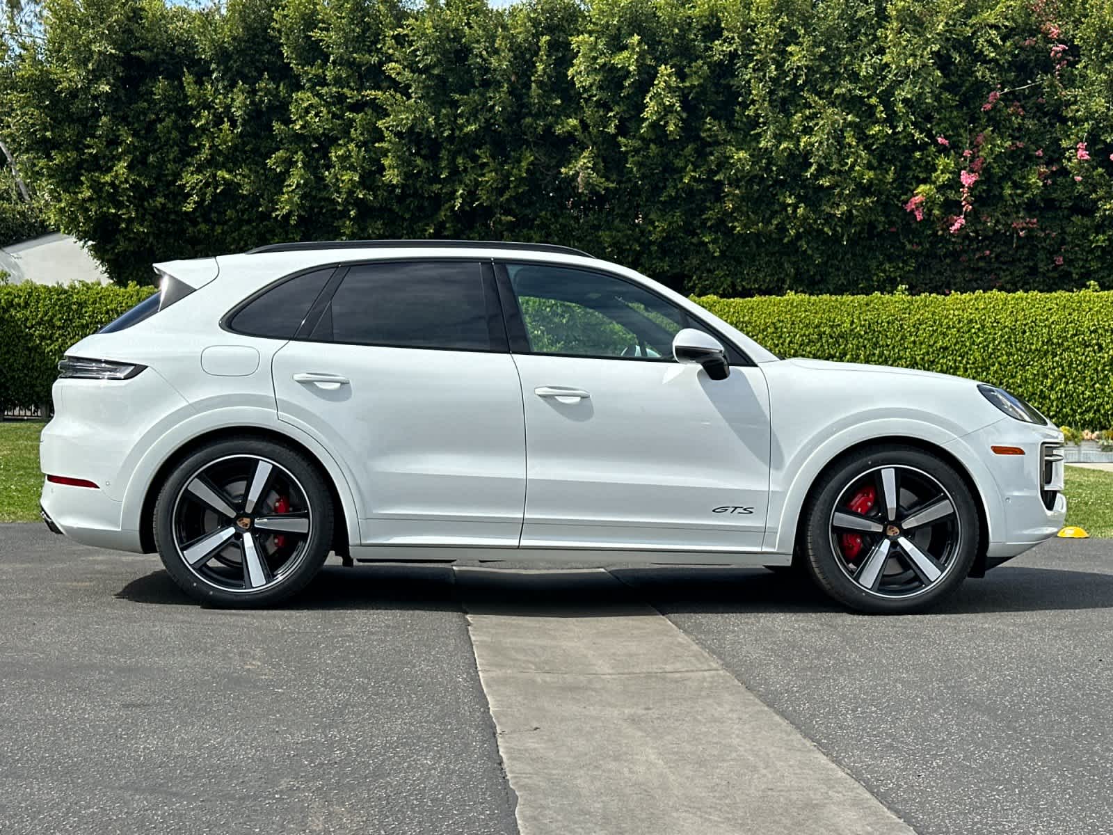 Thumbnail: 2026 Porsche Cayenne - 9