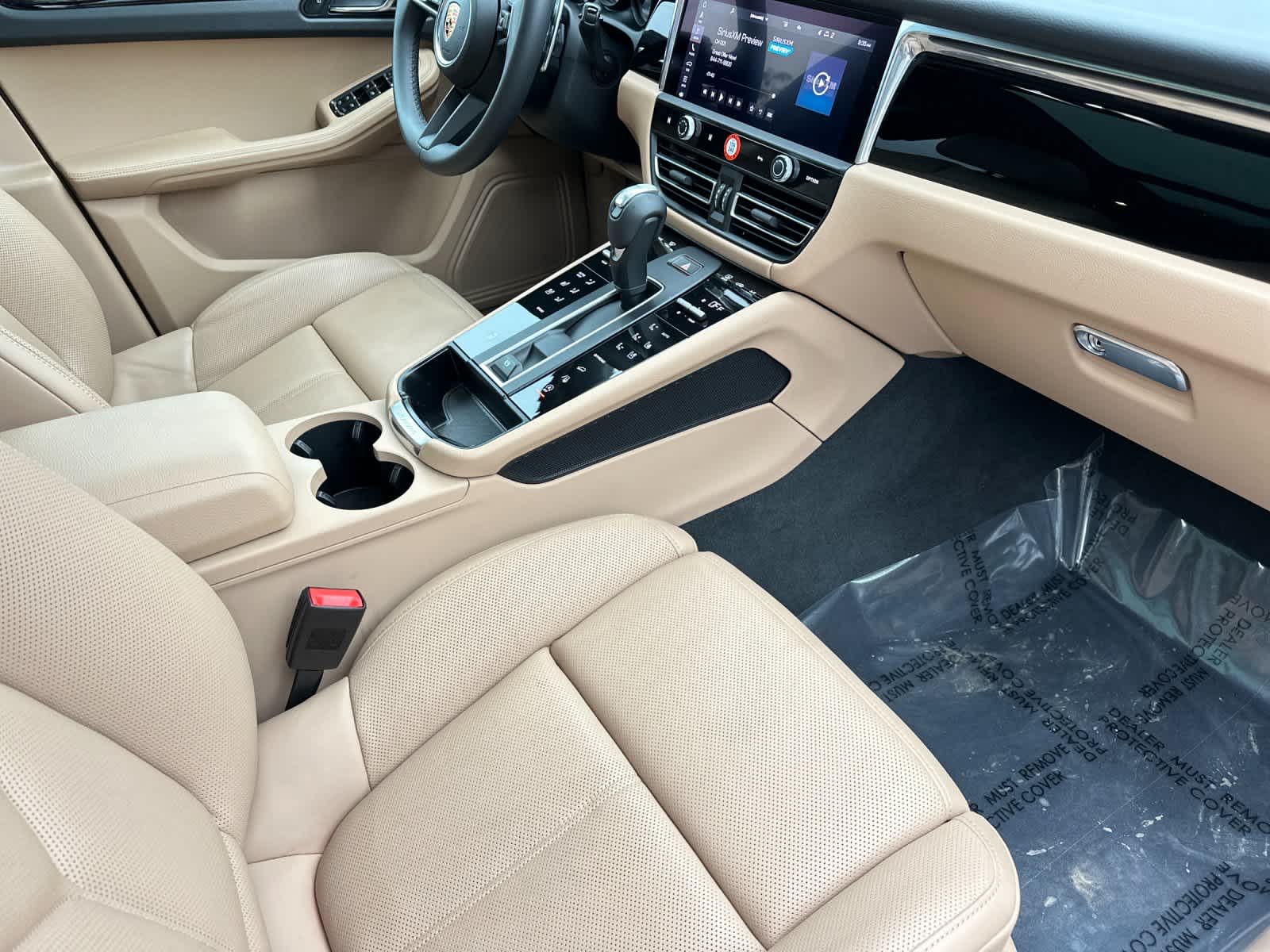 Thumbnail: 2025 Porsche Macan - 17