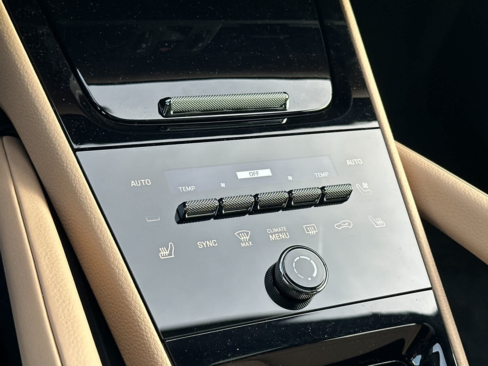 Thumbnail: 2026 Porsche Cayenne - 24