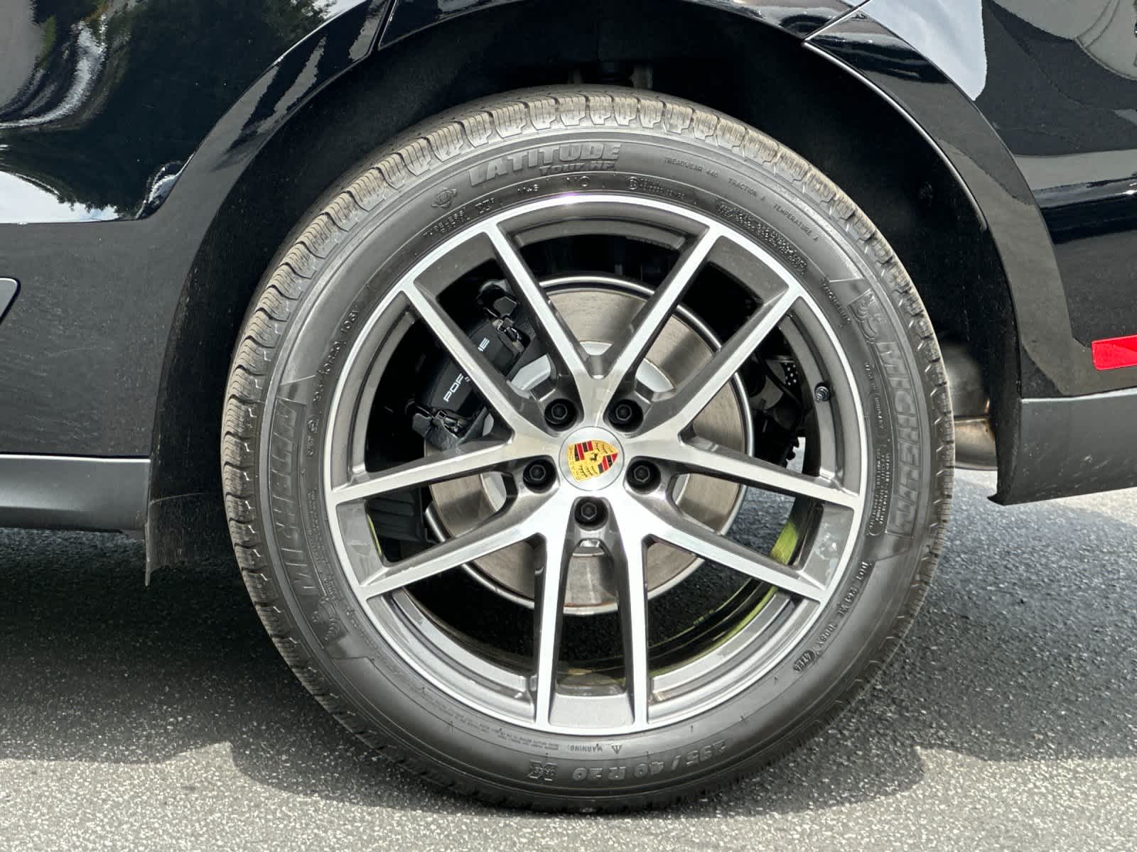 Thumbnail: 2026 Porsche Macan - 31