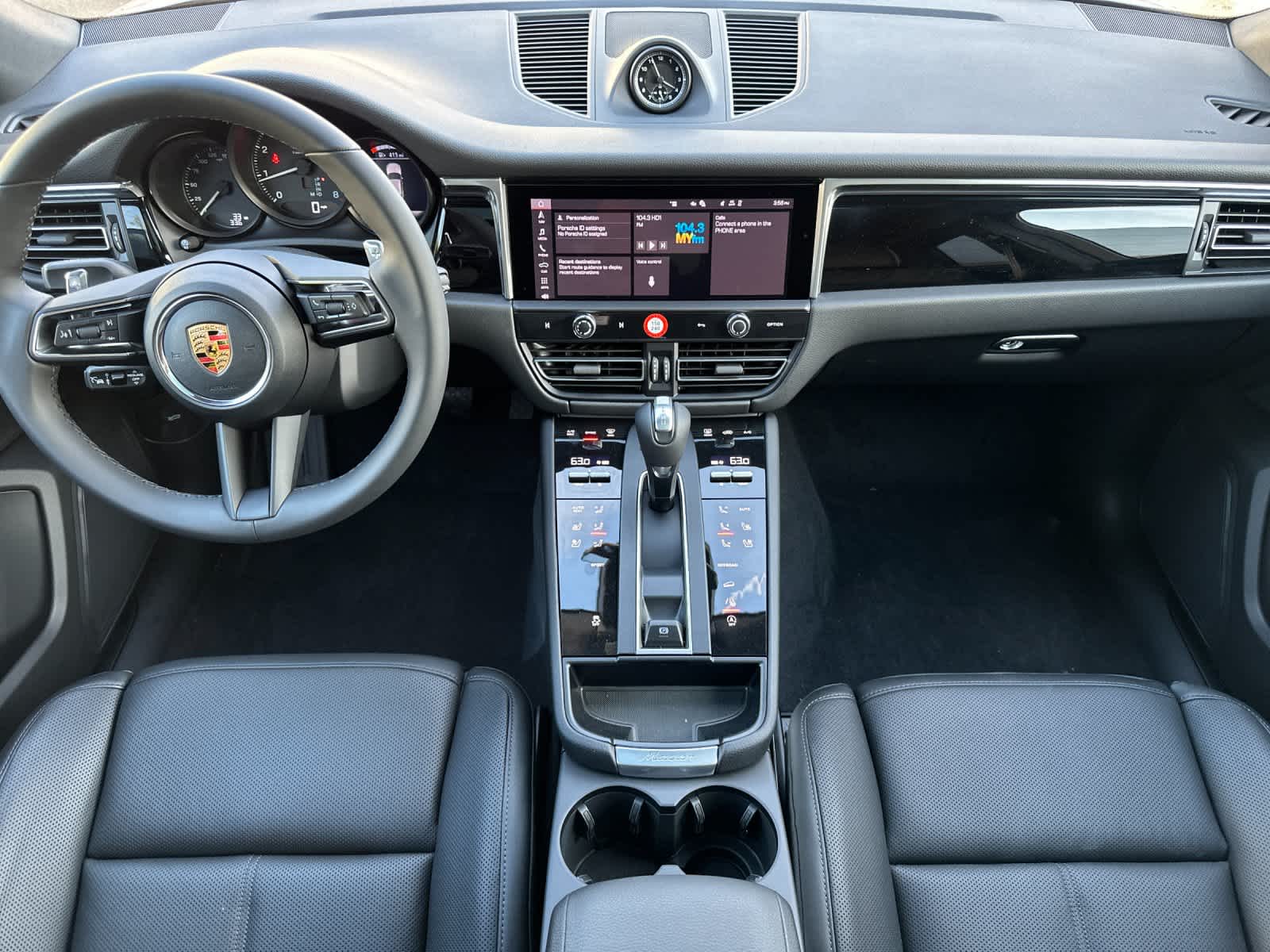 Thumbnail: 2026 Porsche Macan - 6