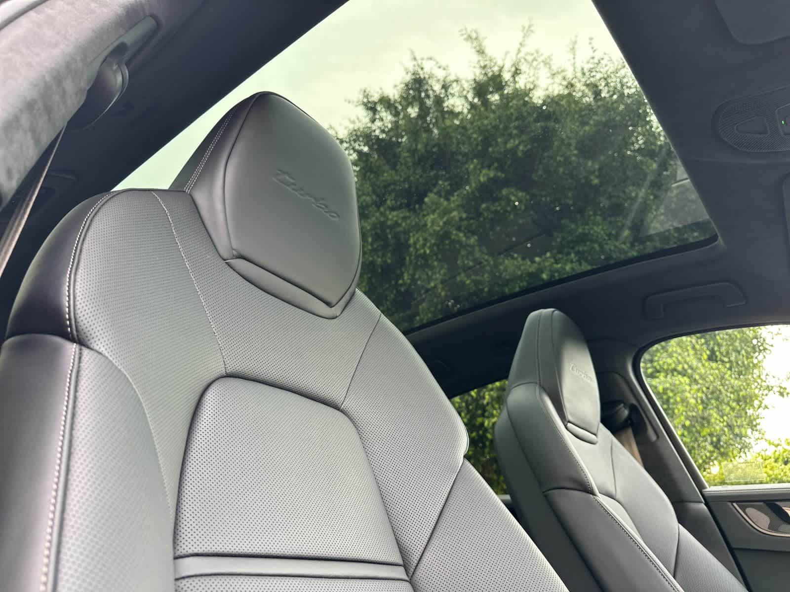 Thumbnail: 2026 Porsche Cayenne - 18