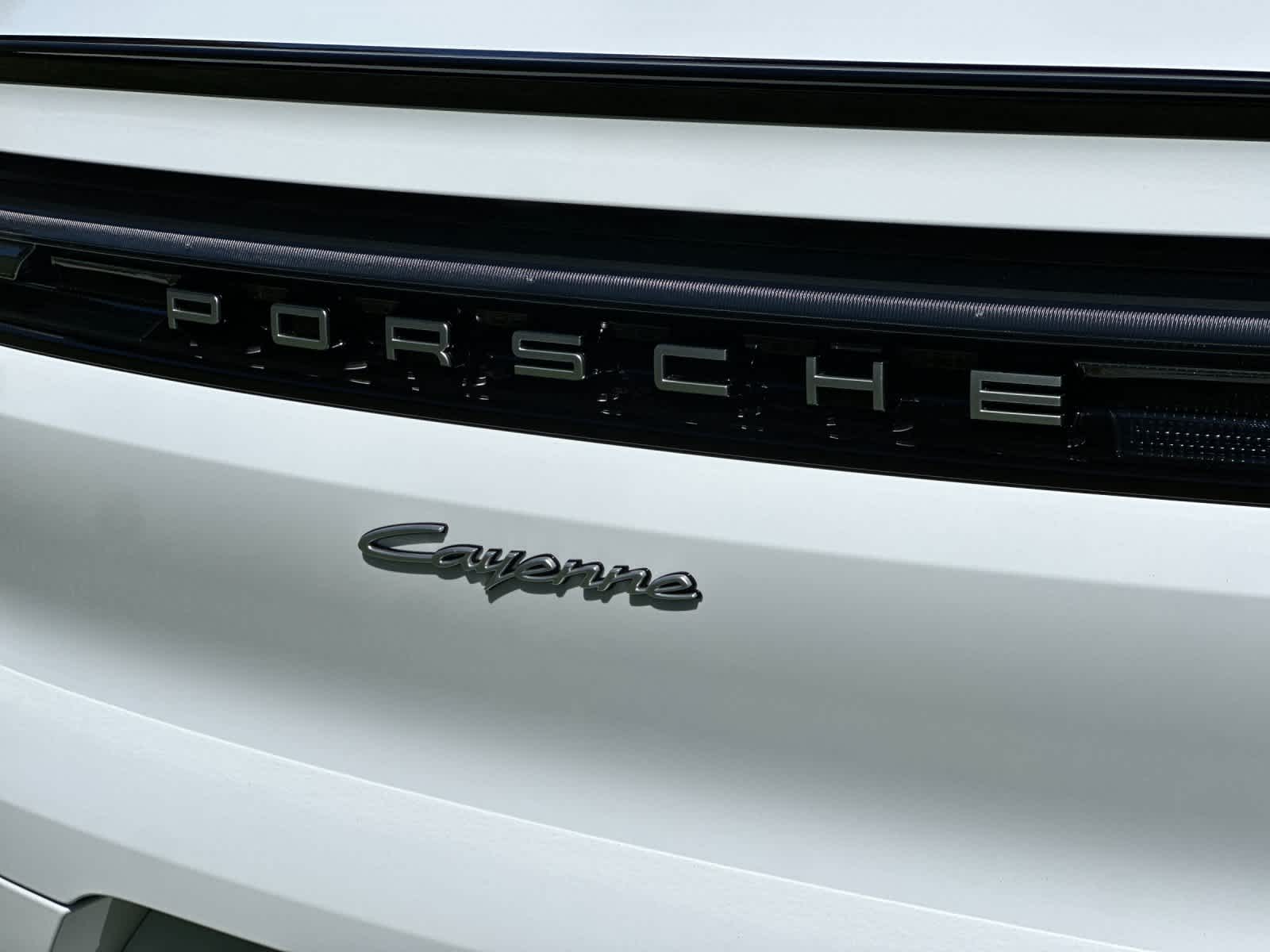 Thumbnail: 2026 Porsche Cayenne - 33