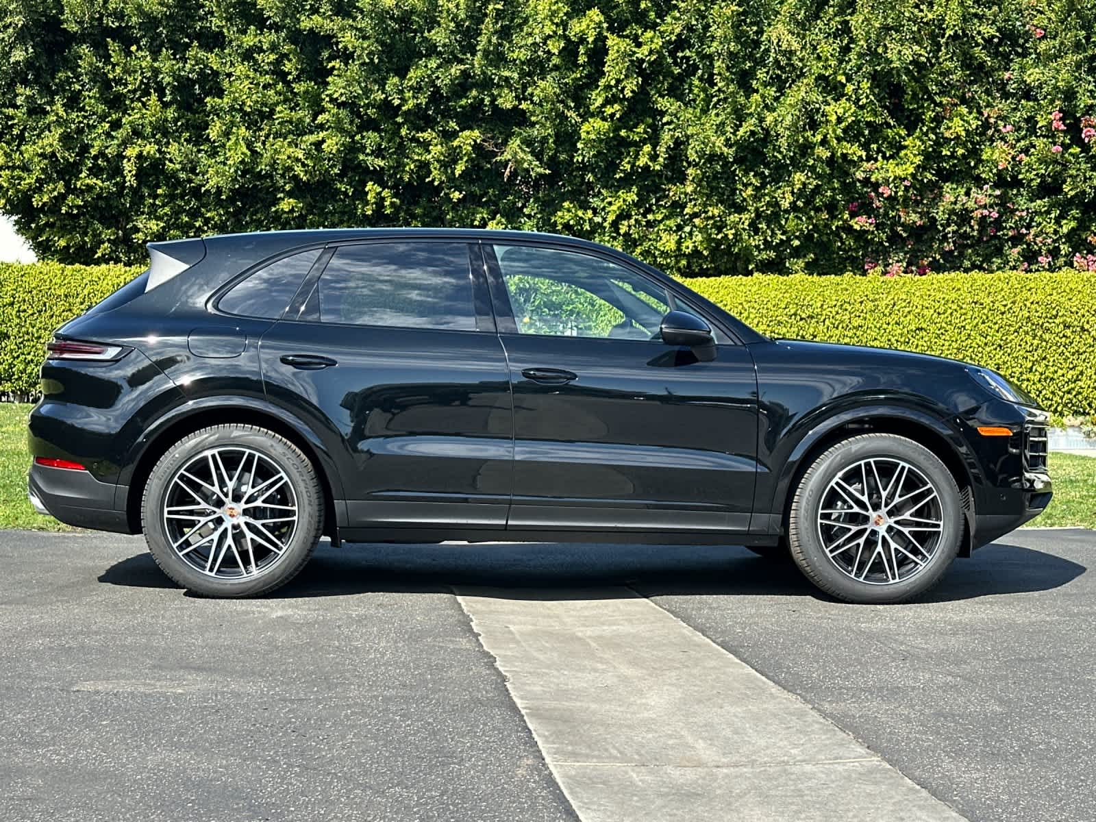 Thumbnail: 2026 Porsche Cayenne - 9