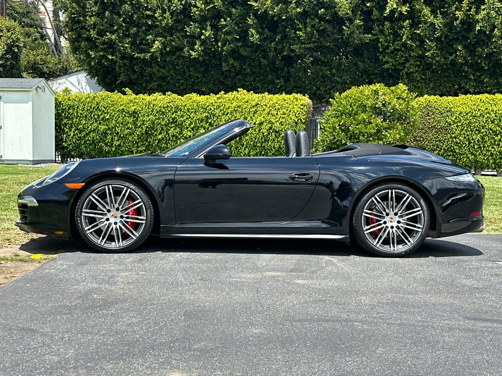 Thumbnail: 2015 Porsche 911 - 2