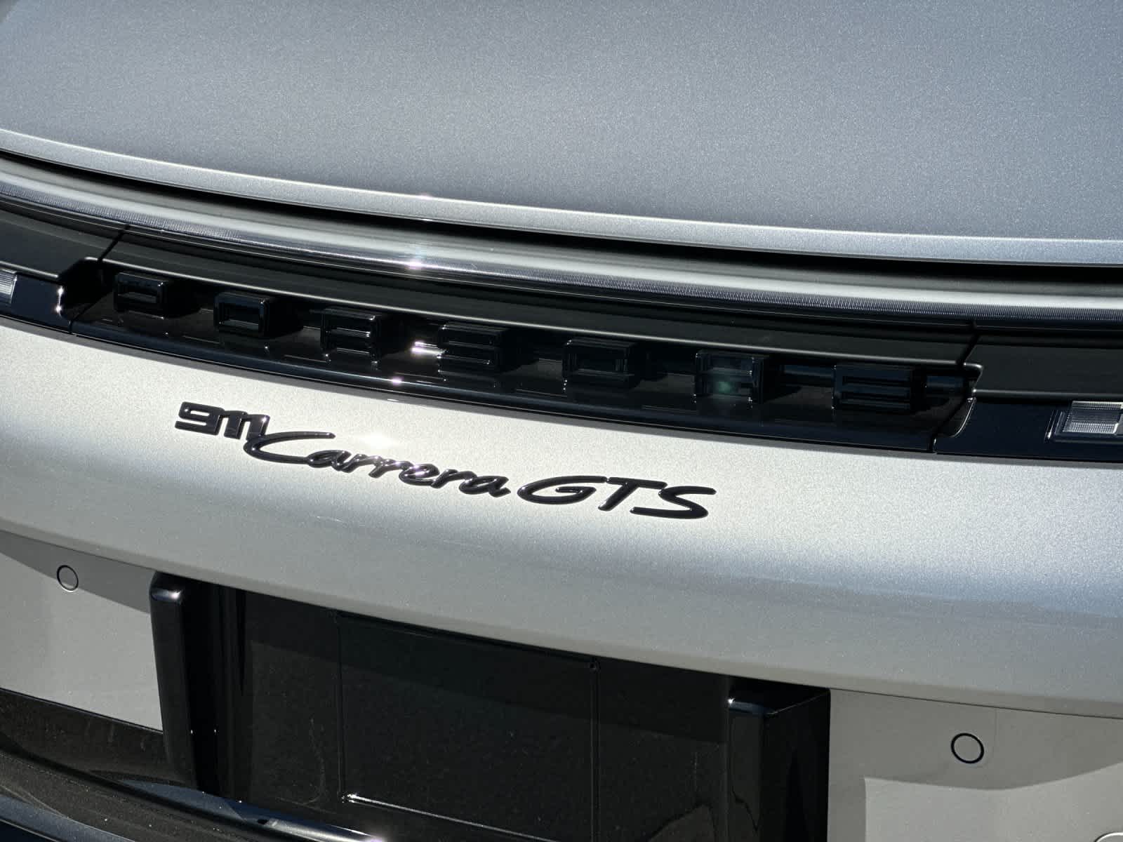 Thumbnail: 2025 Porsche 911 - 26