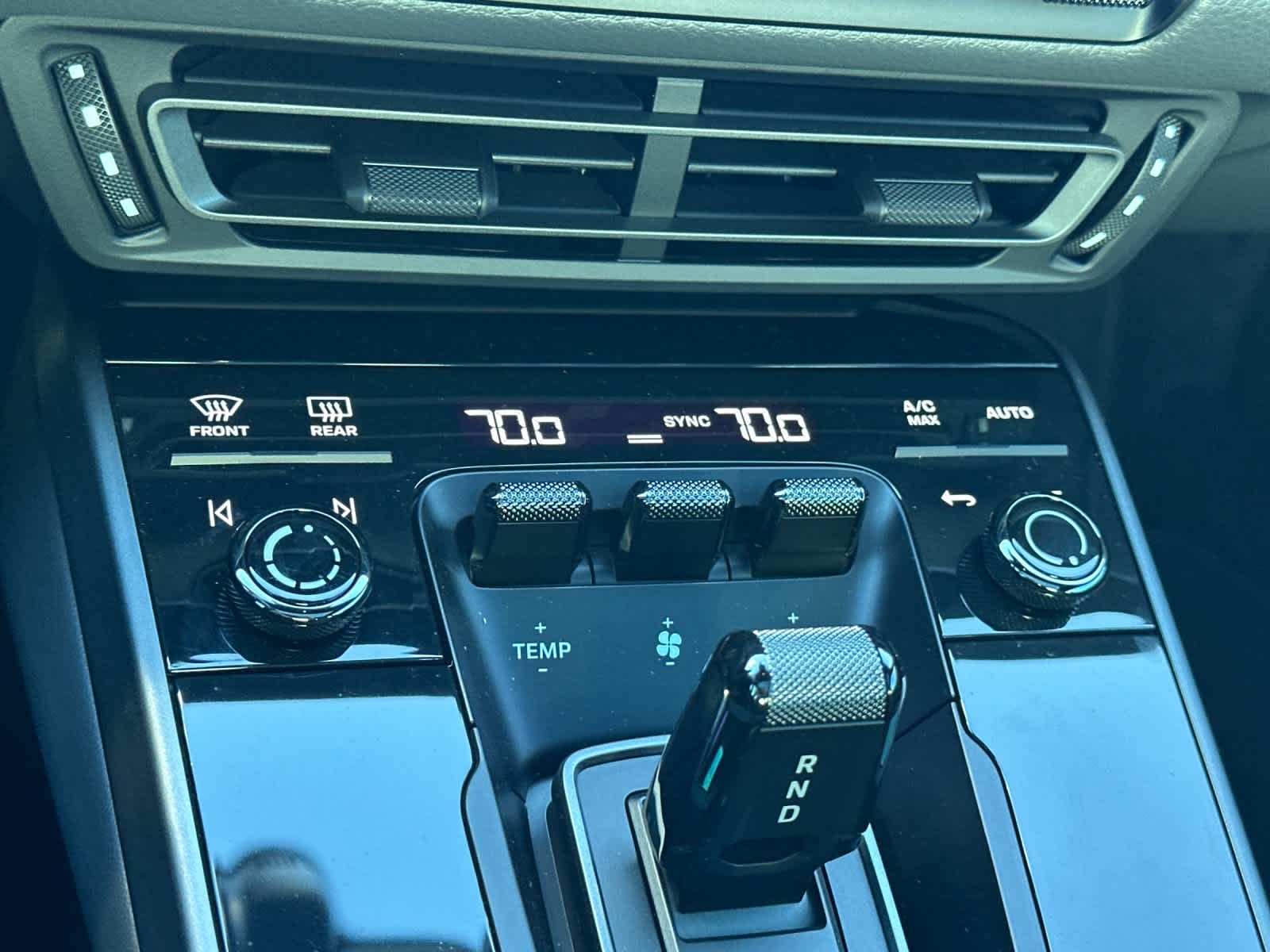 Thumbnail: 2024 Porsche 911 - 21