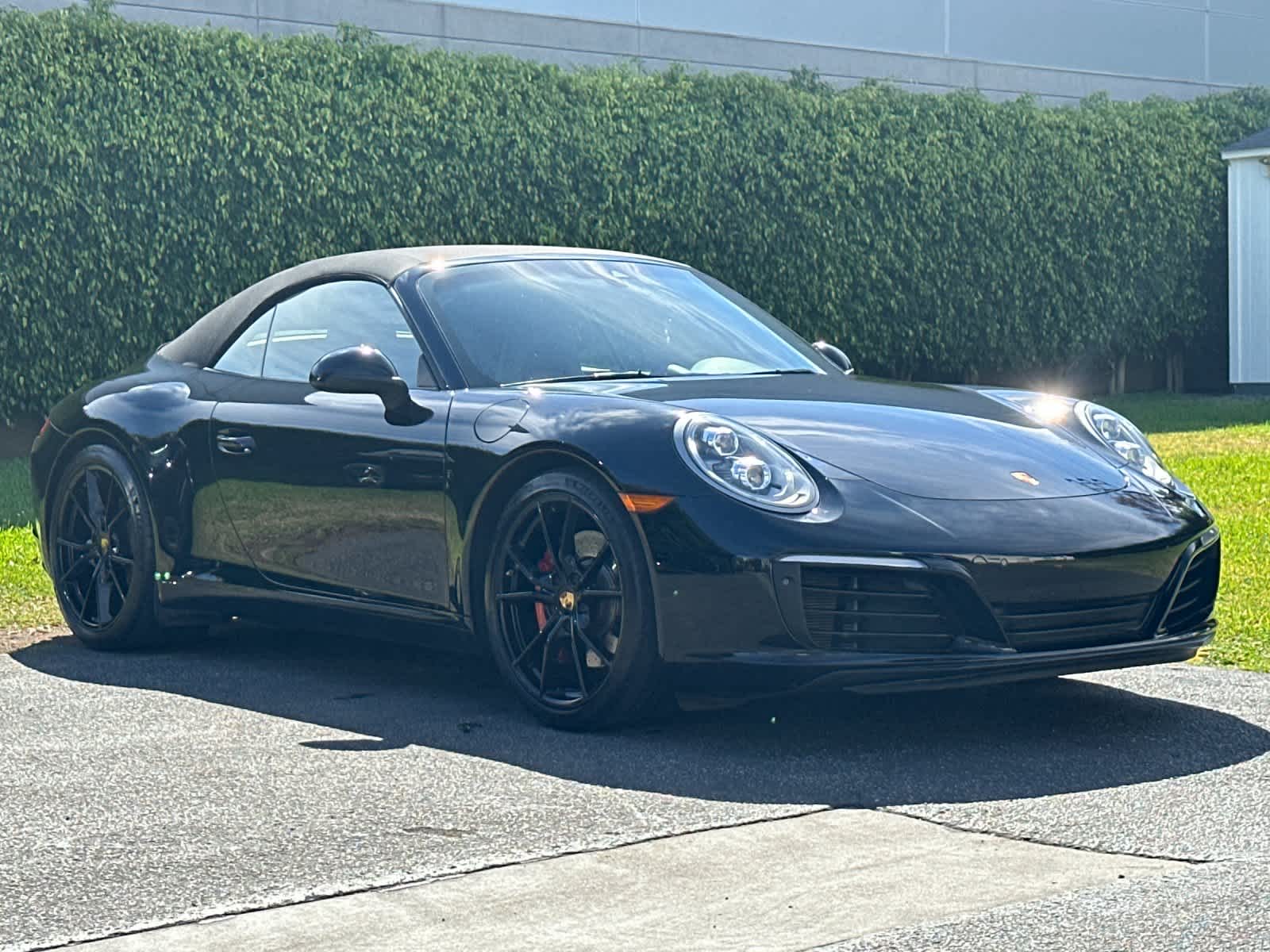 Thumbnail: 2018 Porsche 911 - 8