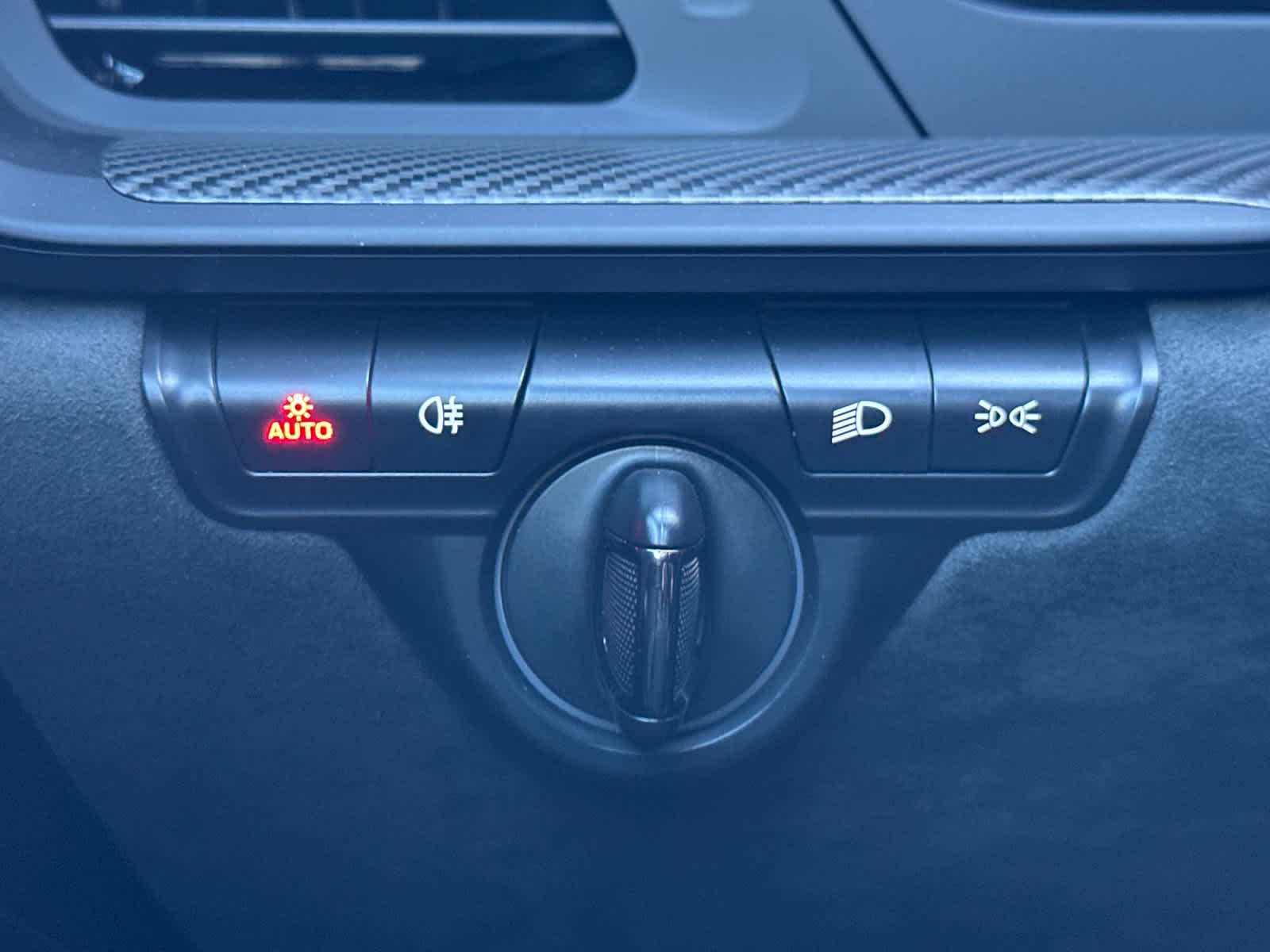 Thumbnail: 2025 Porsche 911 - 24