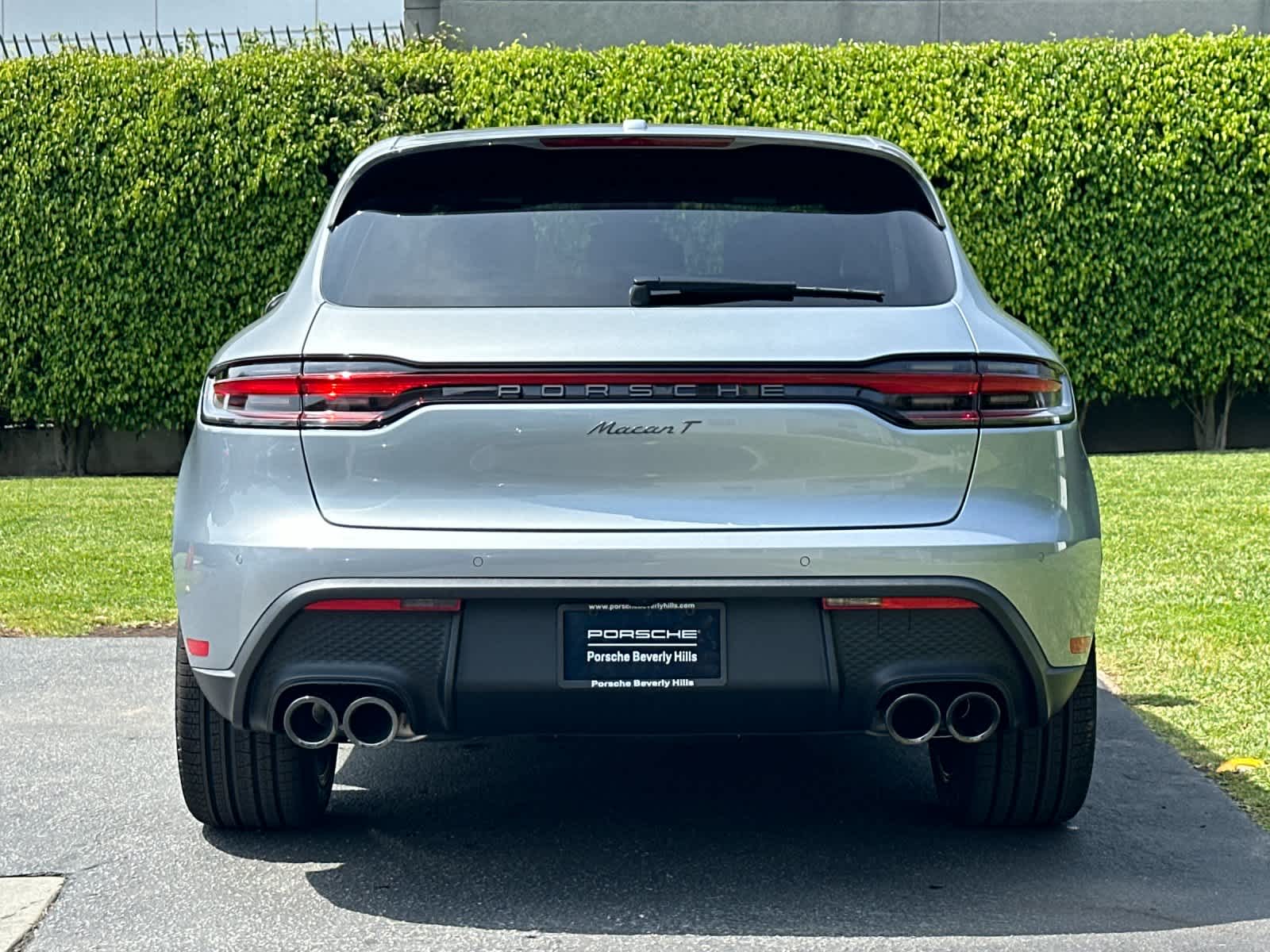 Thumbnail: 2026 Porsche Macan - 7