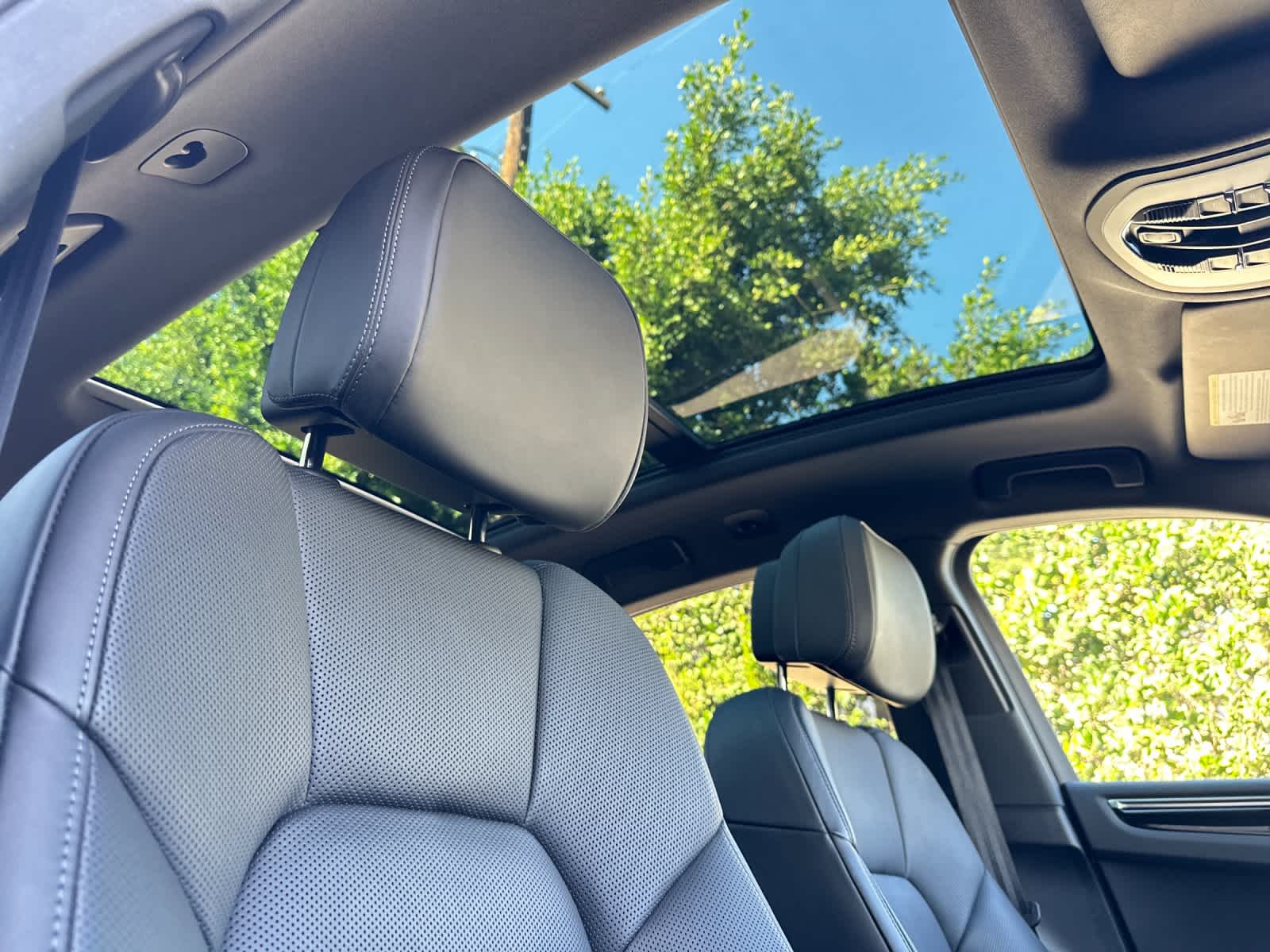 Thumbnail: 2025 Porsche Macan - 18