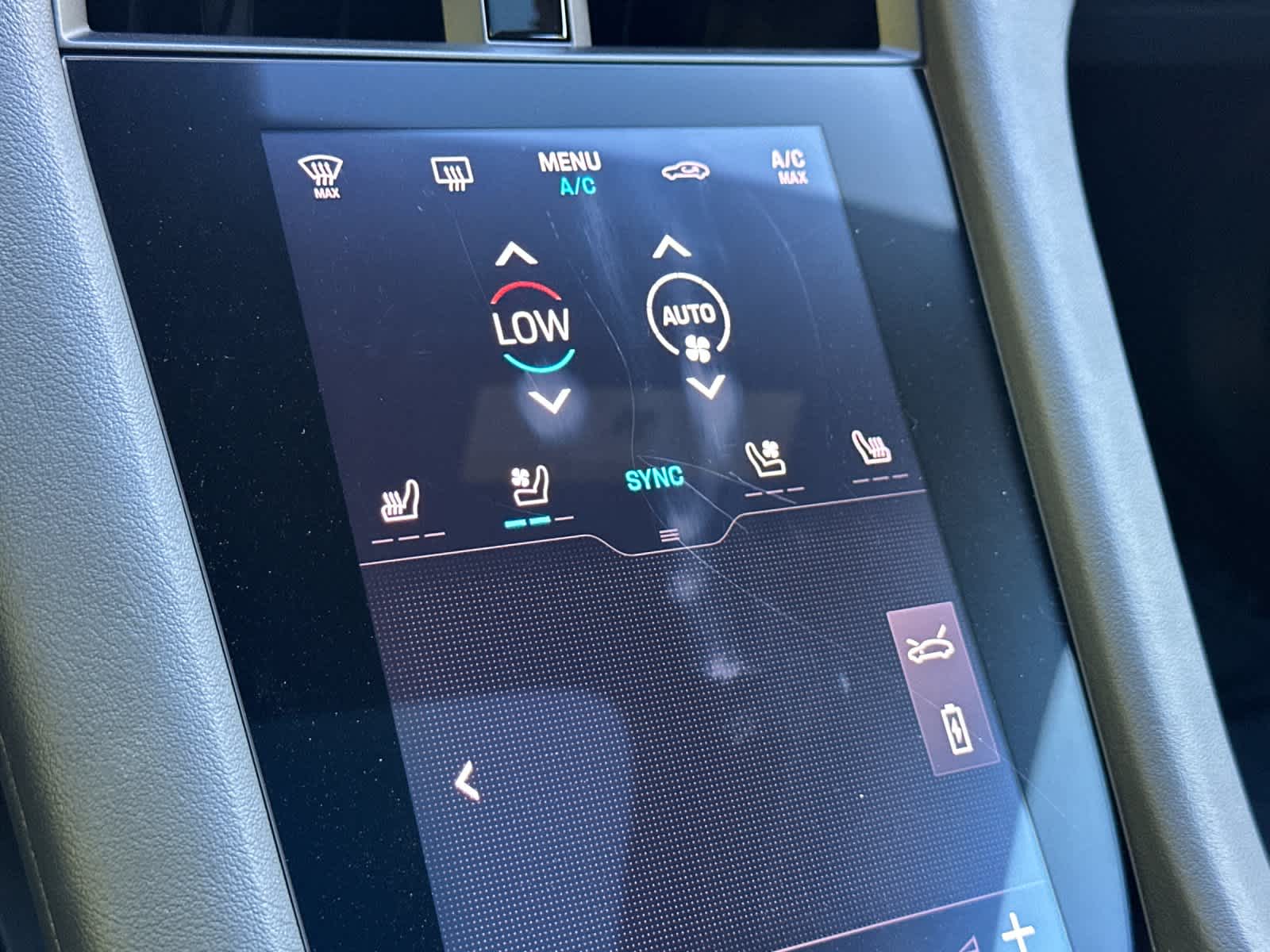 Thumbnail: 2024 Porsche Taycan - 23