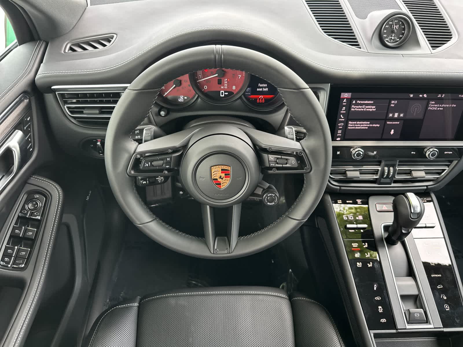 Thumbnail: 2026 Porsche Macan - 15