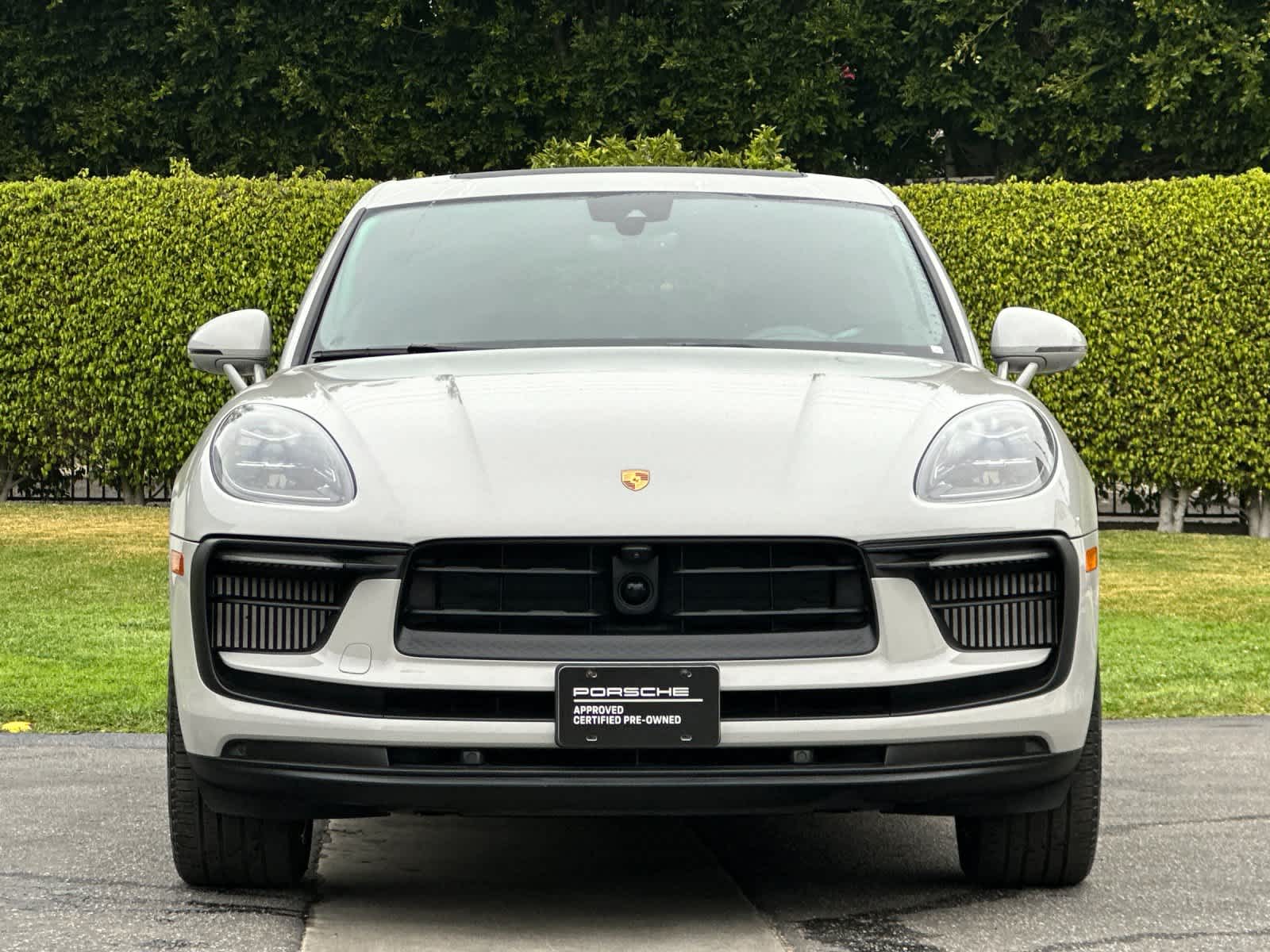 Thumbnail: 2025 Porsche Macan - 11