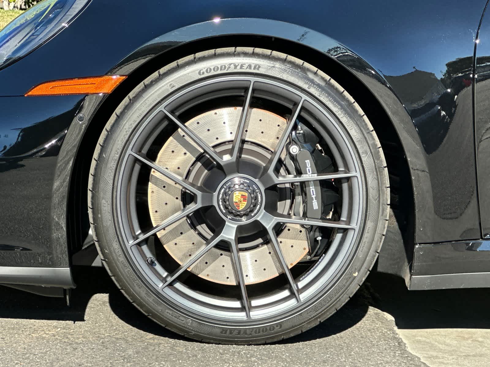 Thumbnail: 2026 Porsche 911 - 28