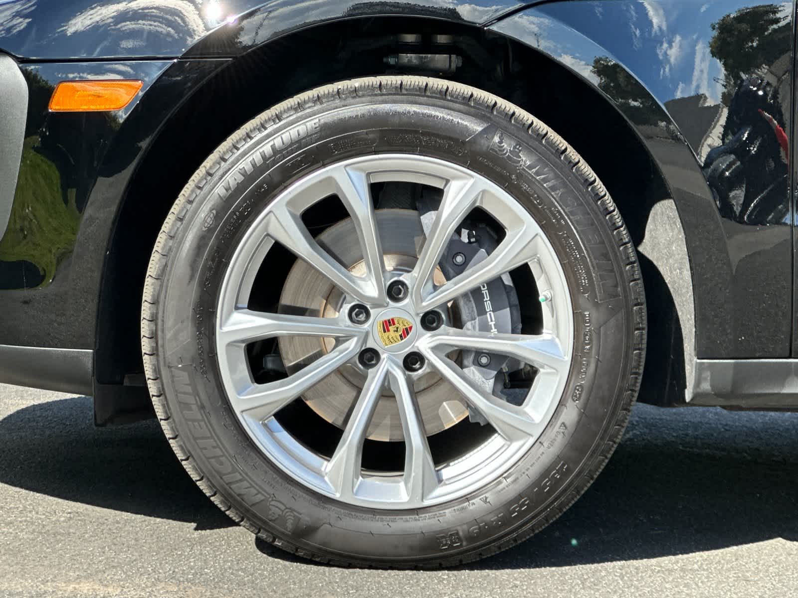 Thumbnail: 2025 Porsche Macan - 30