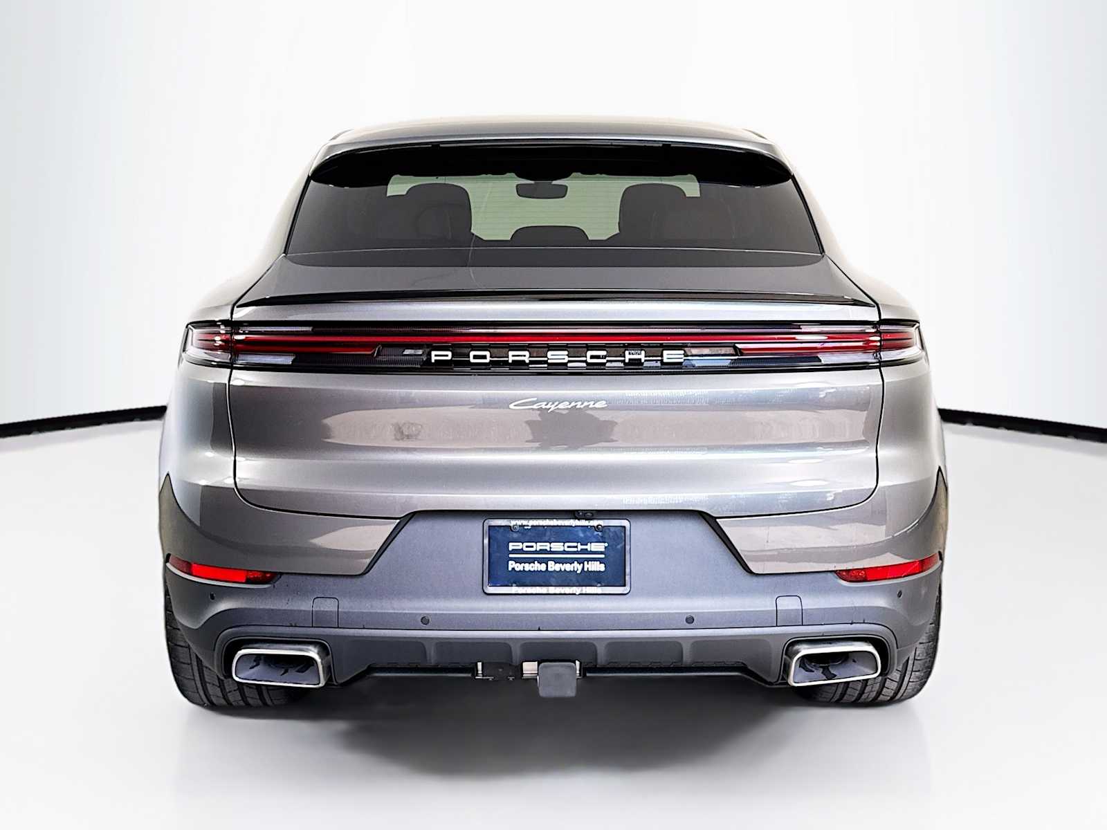 Thumbnail: 2025 Porsche Cayenne - 10