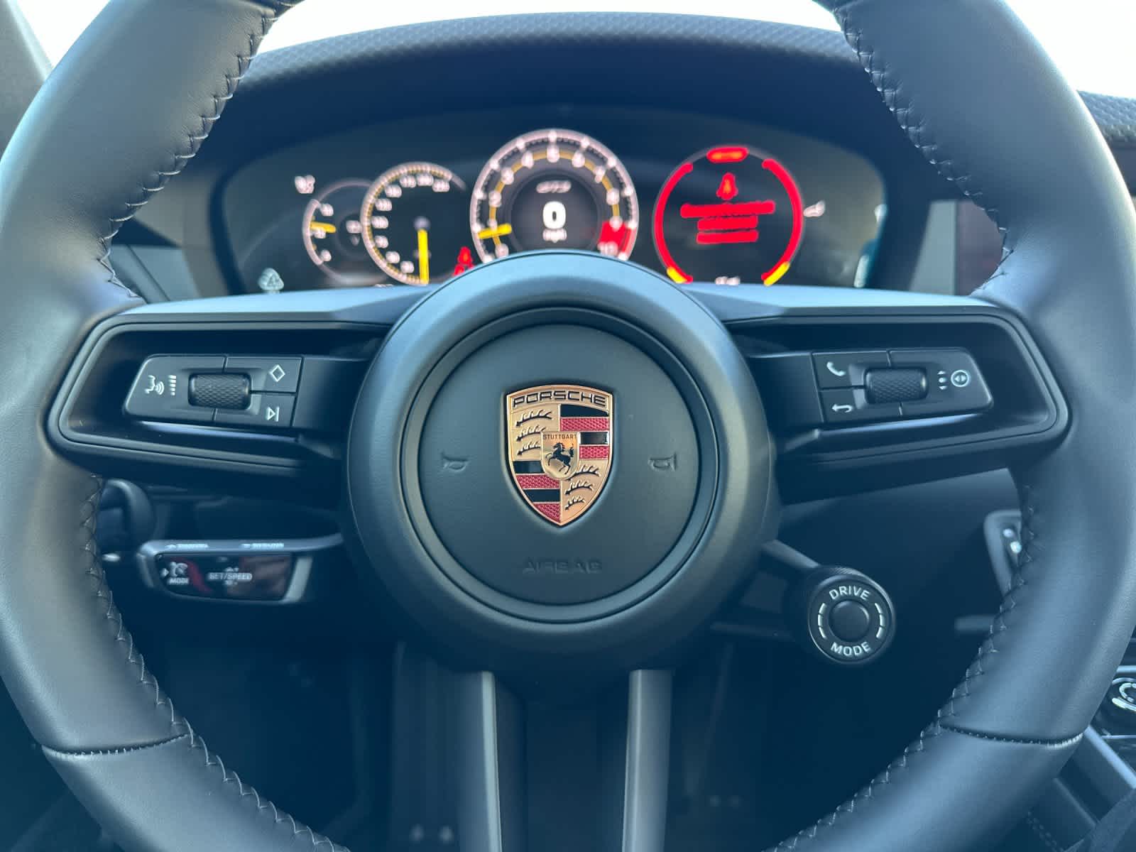 Thumbnail: 2026 Porsche 911 - 21