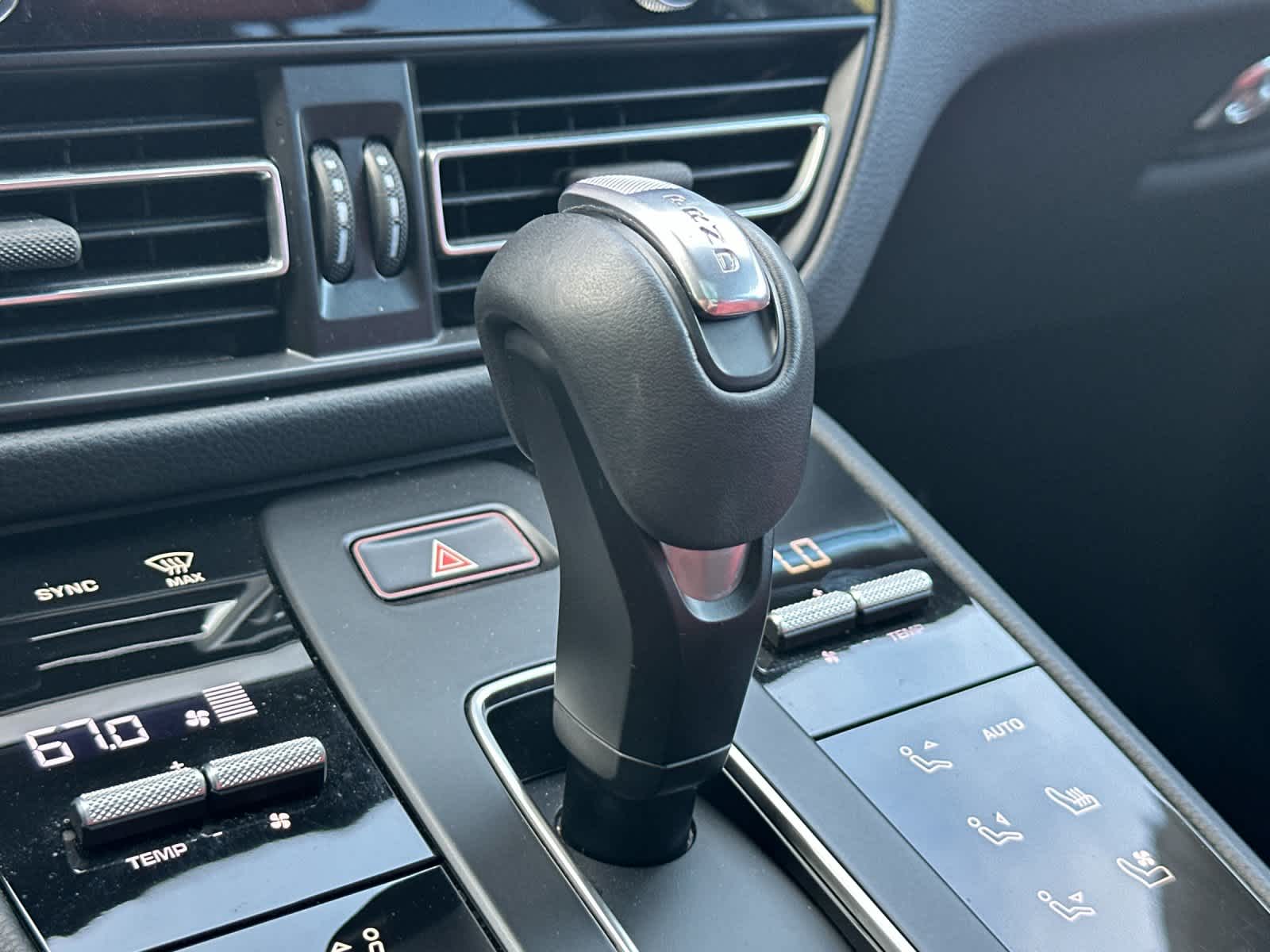 Thumbnail: 2025 Porsche Macan - 25