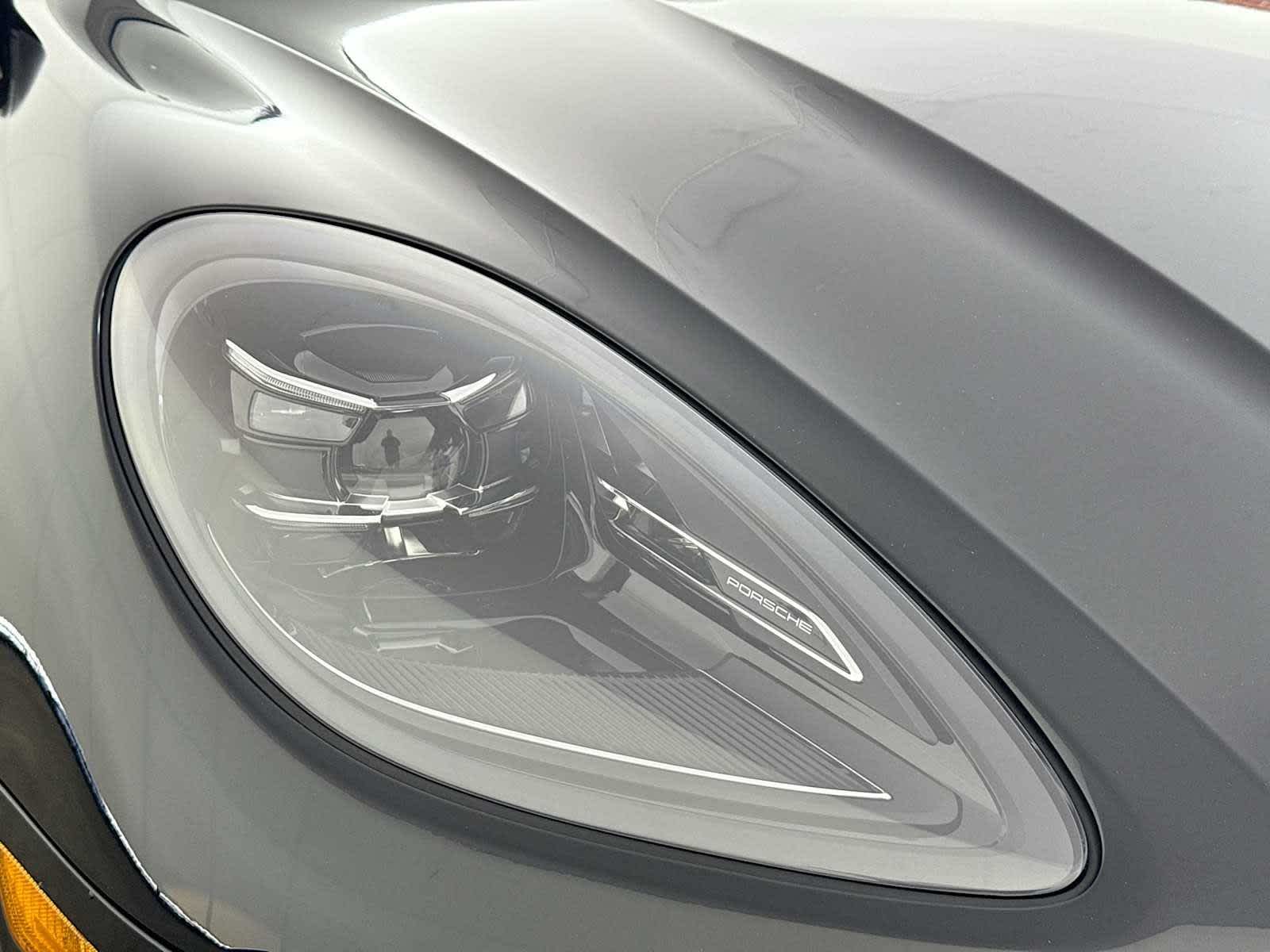 Thumbnail: 2026 Porsche Macan - 28