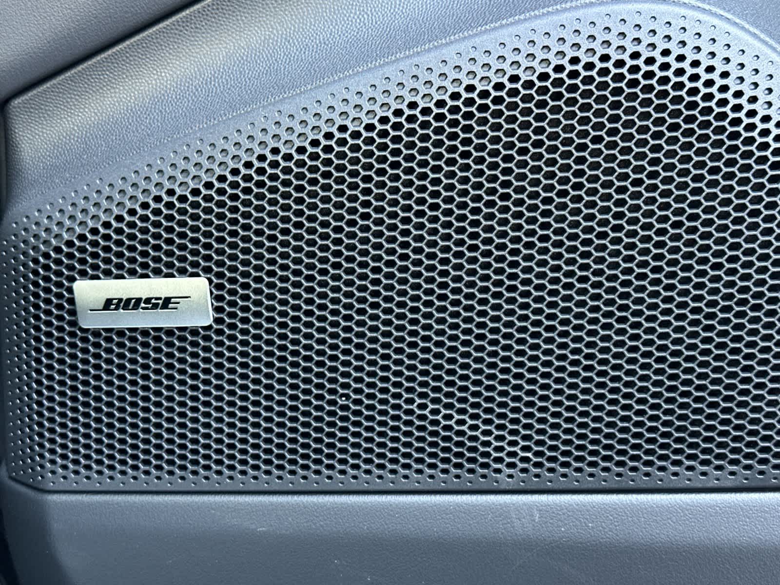 Thumbnail: 2025 Porsche Macan - 20