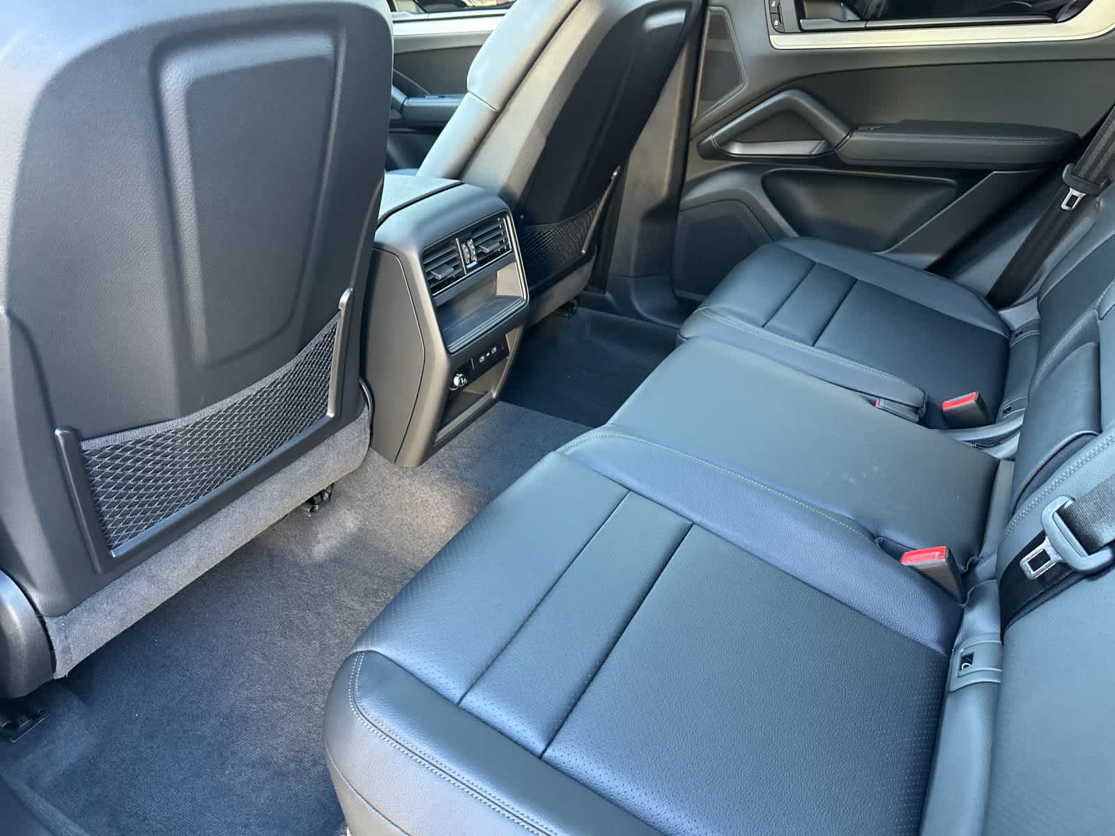 Thumbnail: 2026 Porsche Cayenne - 13