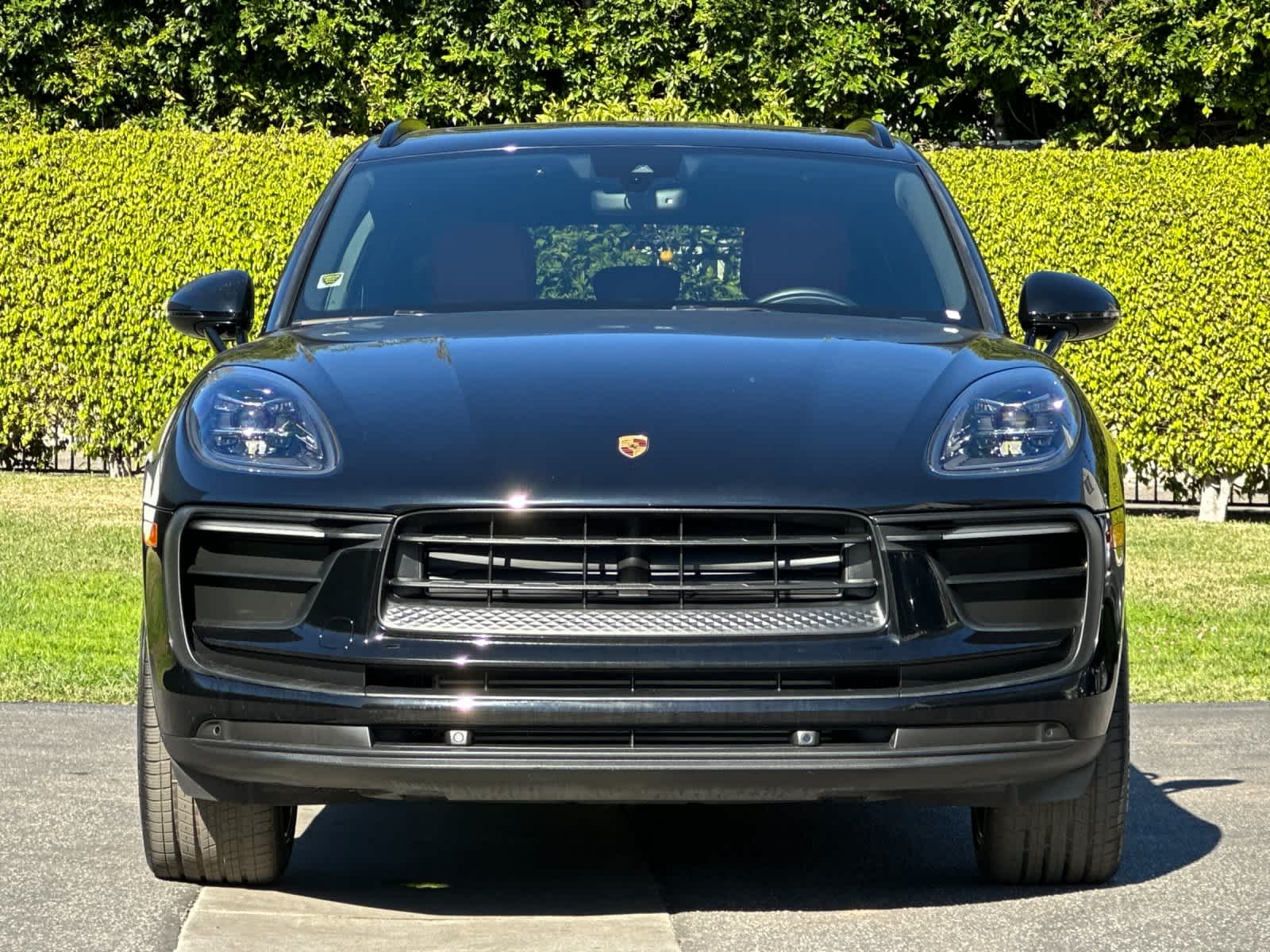 Thumbnail: 2022 Porsche Macan - 11