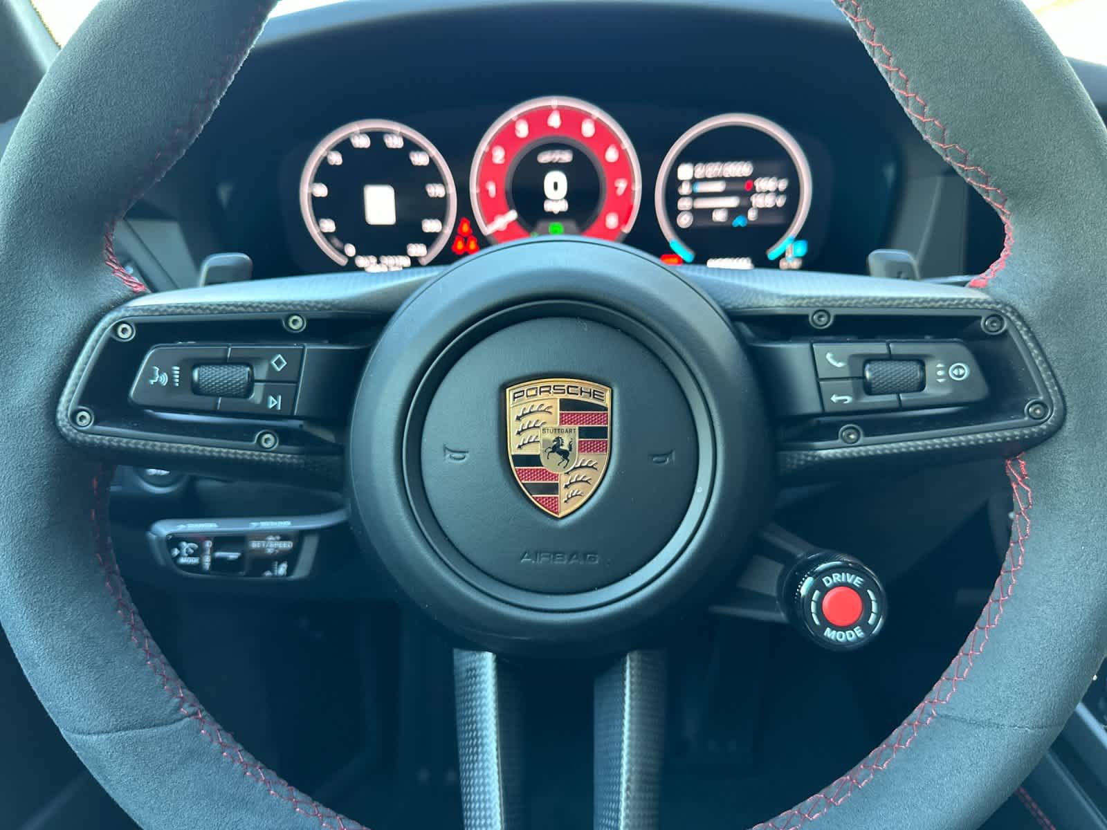 Thumbnail: 2025 Porsche 911 - 21