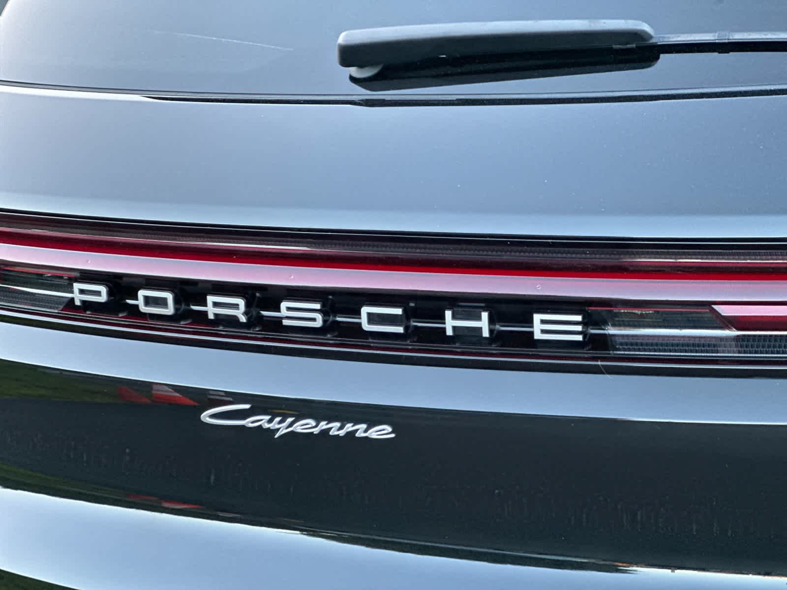 Thumbnail: 2025 Porsche Cayenne - 32