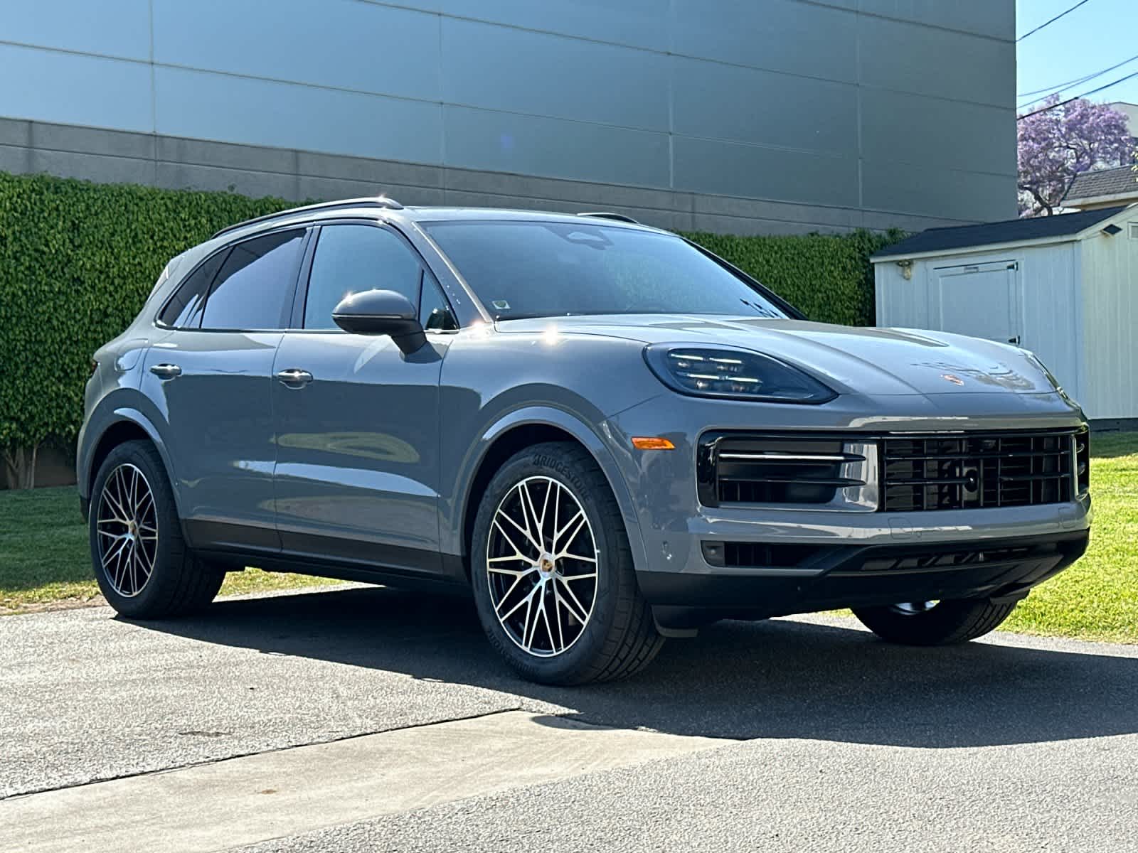 Thumbnail: 2026 Porsche Cayenne - 10