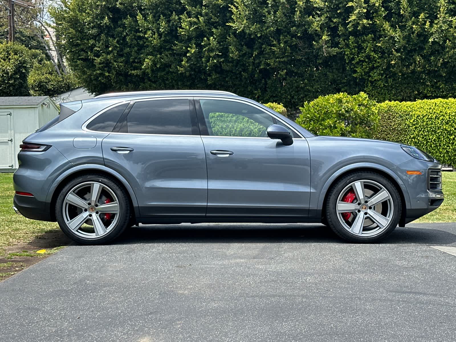 Thumbnail: 2026 Porsche Cayenne - 9