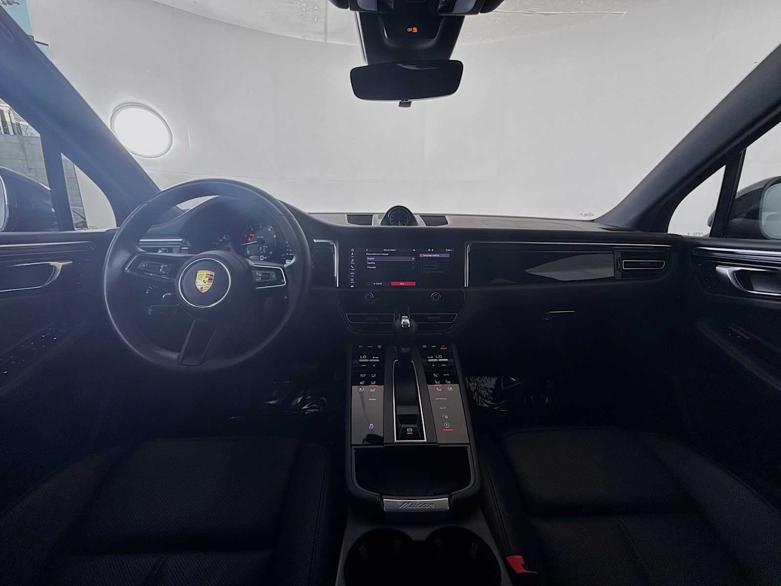 Thumbnail: 2022 Porsche Macan - 27