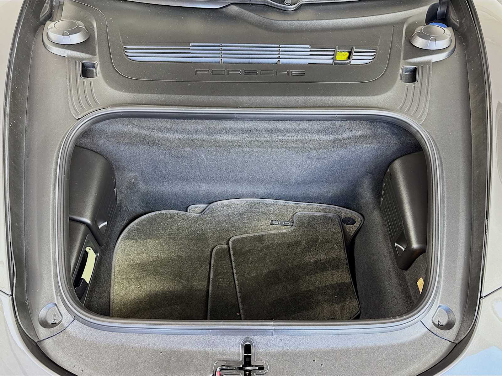 Thumbnail: 2013 Porsche 911 - 24