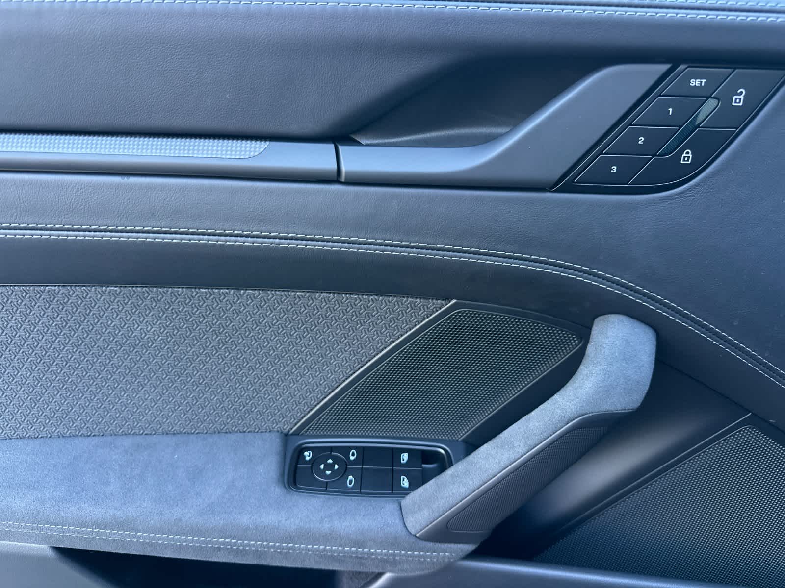 Thumbnail: 2026 Porsche 911 - 11