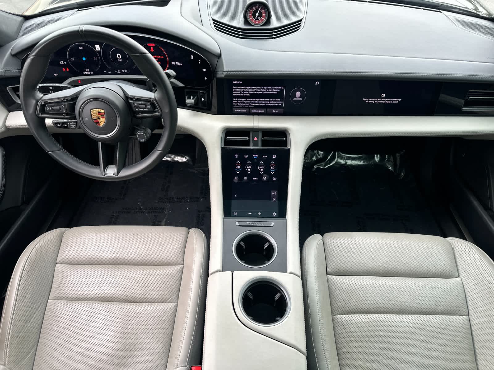 Thumbnail: 2022 Porsche Taycan - 6