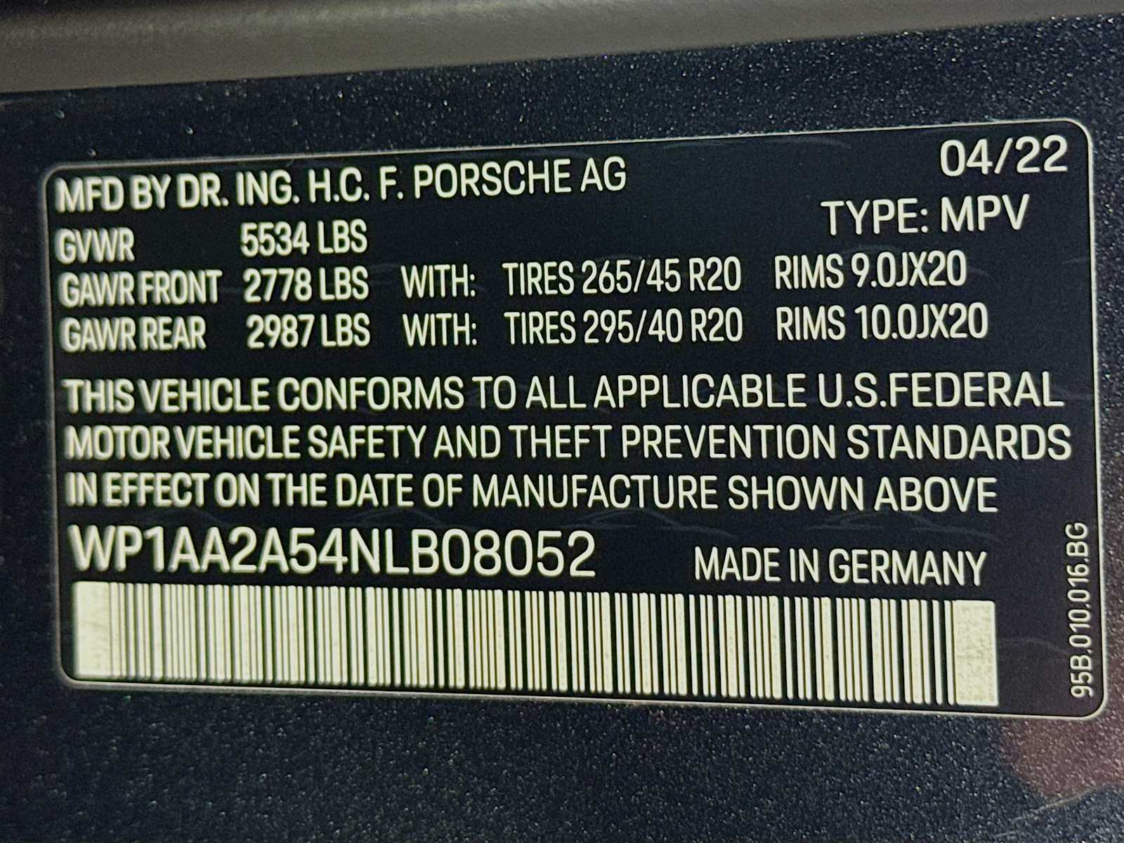 Thumbnail: 2022 Porsche Macan - 26