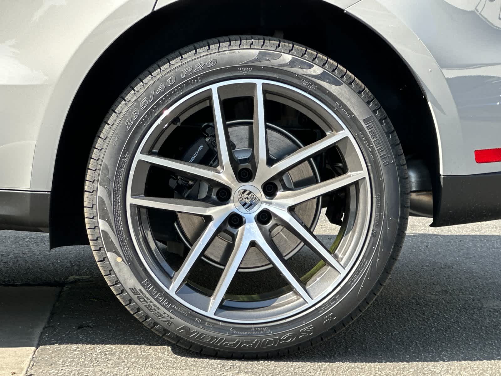 Thumbnail: 2026 Porsche Macan - 31