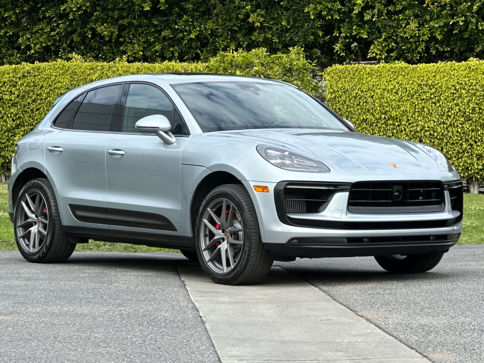Thumbnail: 2023 Porsche Macan - 11