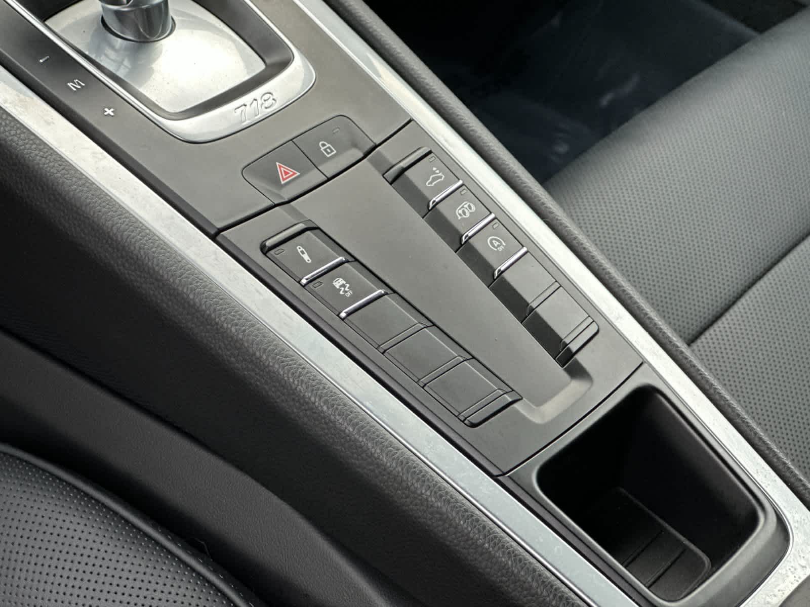 Thumbnail: 2025 Porsche 718 Cayman - 13