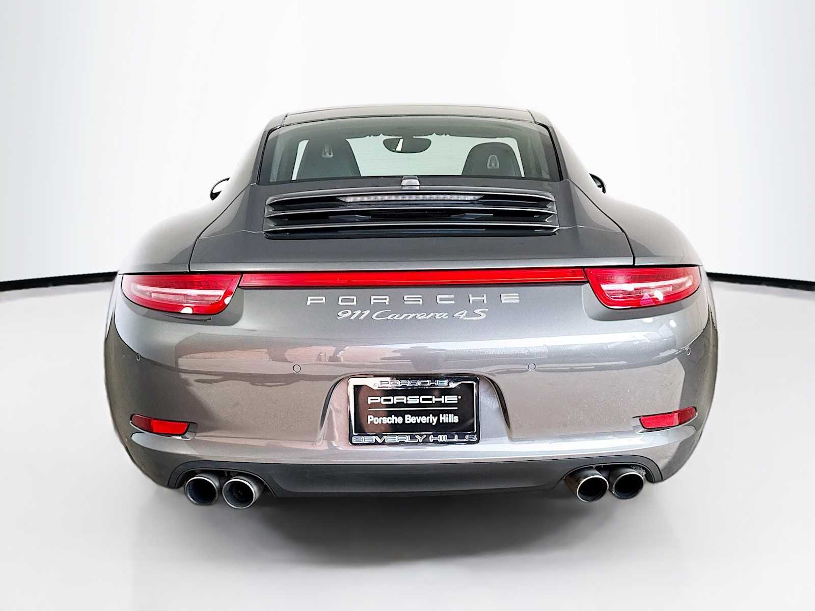 Thumbnail: 2013 Porsche 911 - 10
